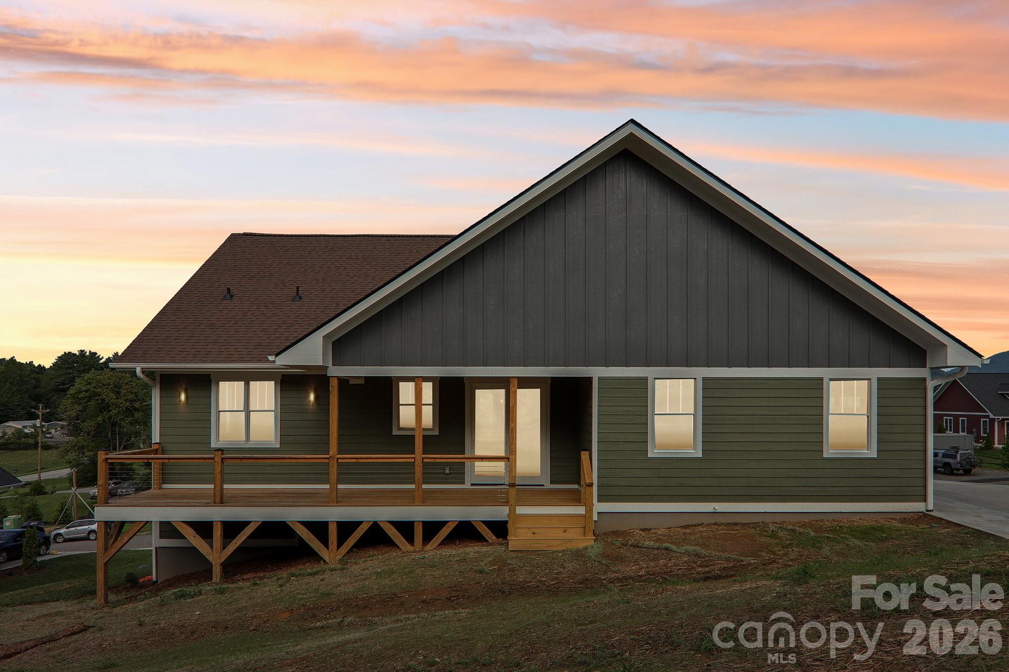 62 Maple Knoll Drive — Hendersonville