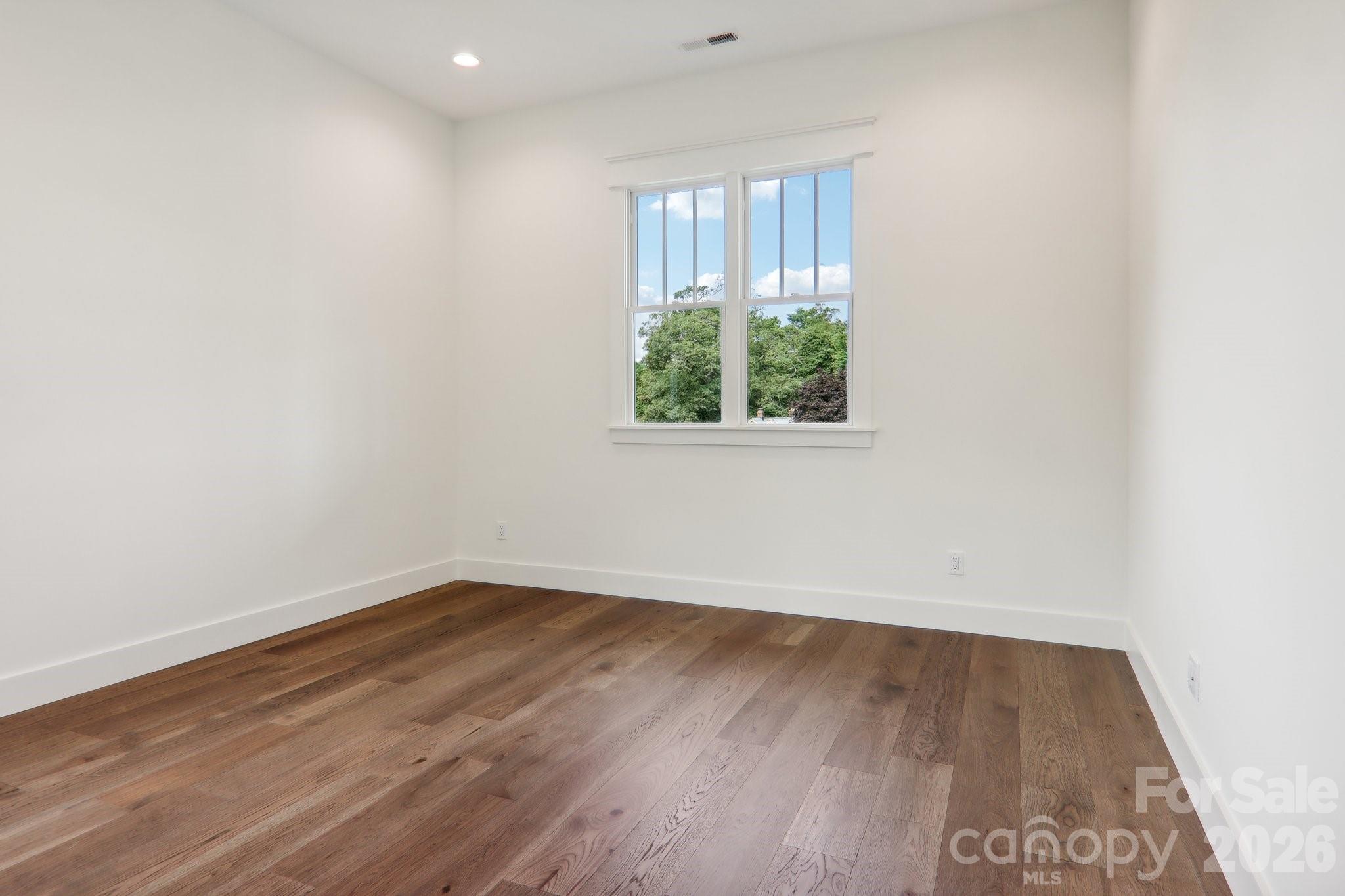 62 Maple Knoll Drive — Hendersonville
