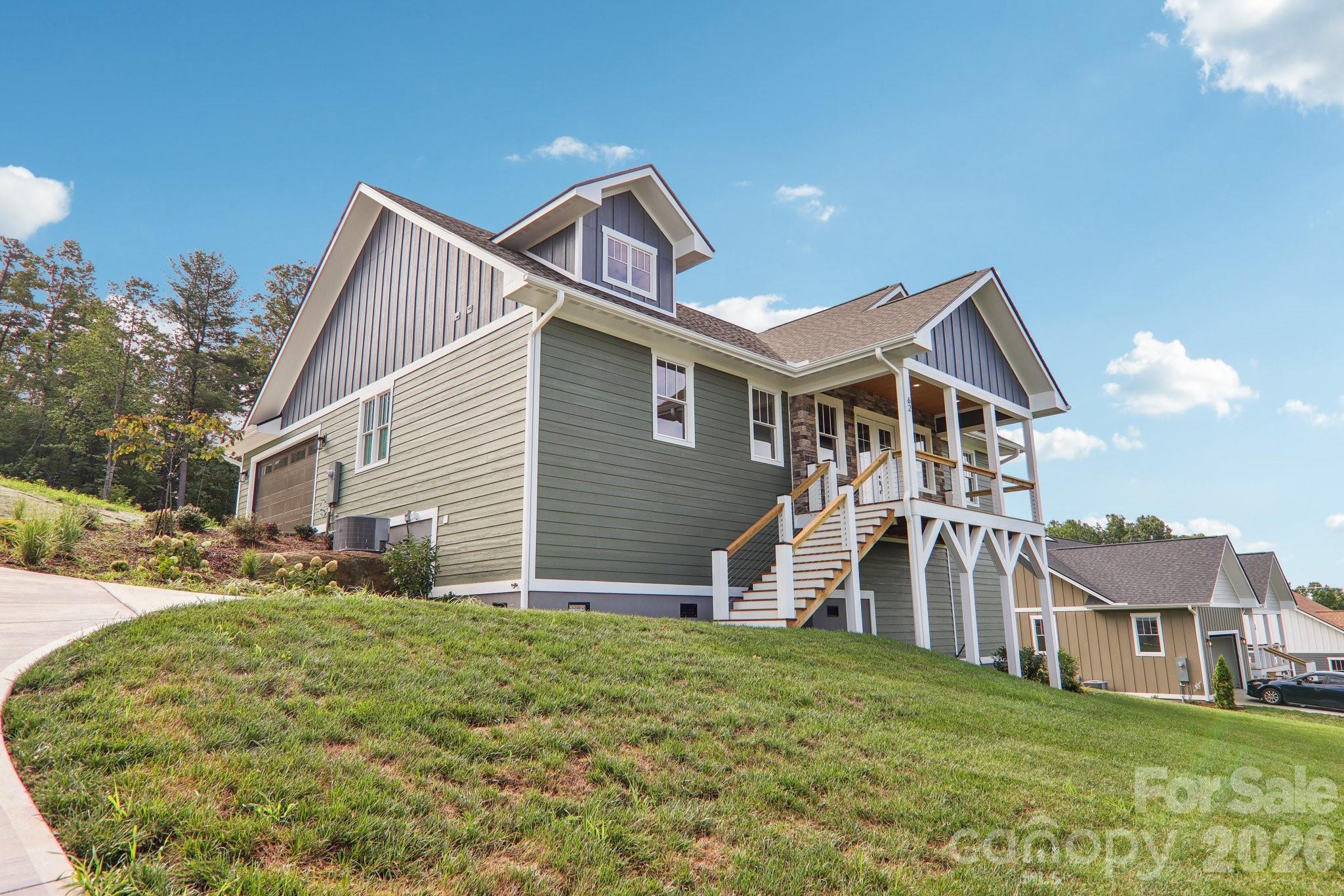62 Maple Knoll Drive — Hendersonville