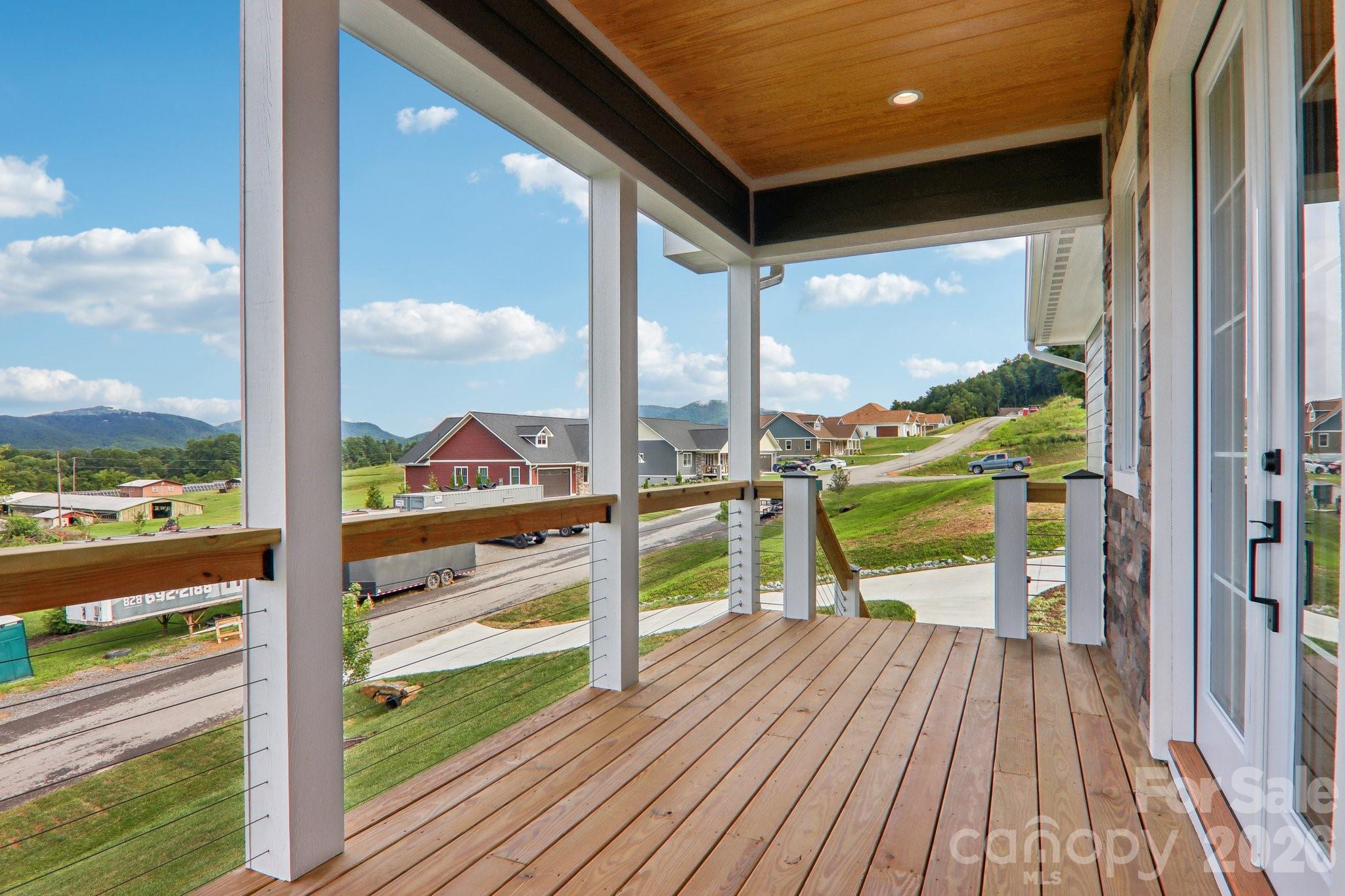 62 Maple Knoll Drive — Hendersonville