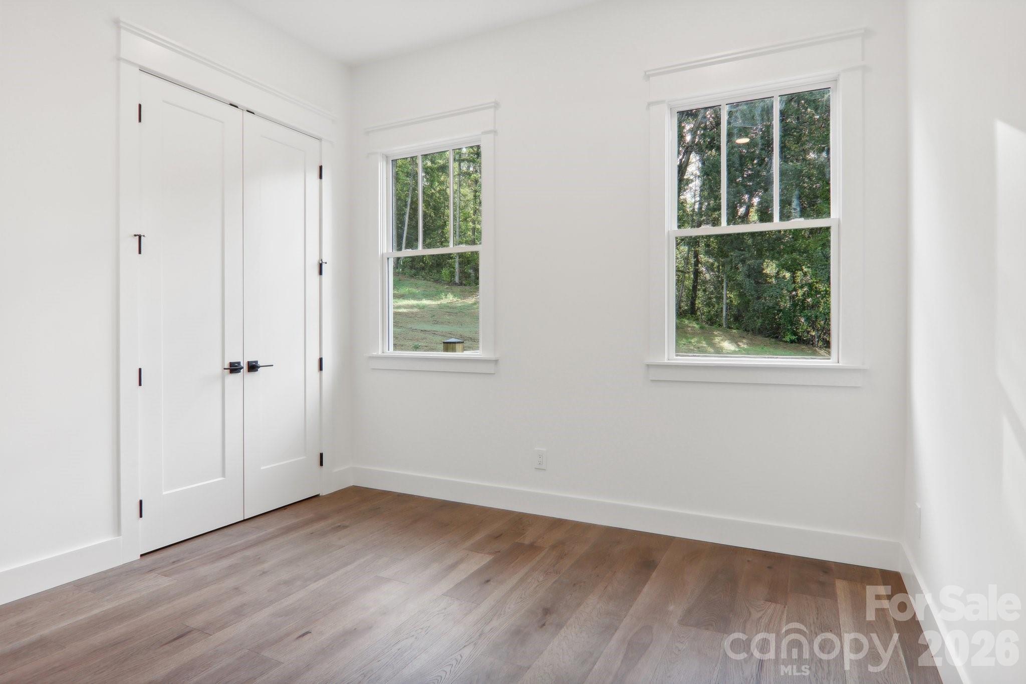 20 Maple Knoll Drive — Hendersonville