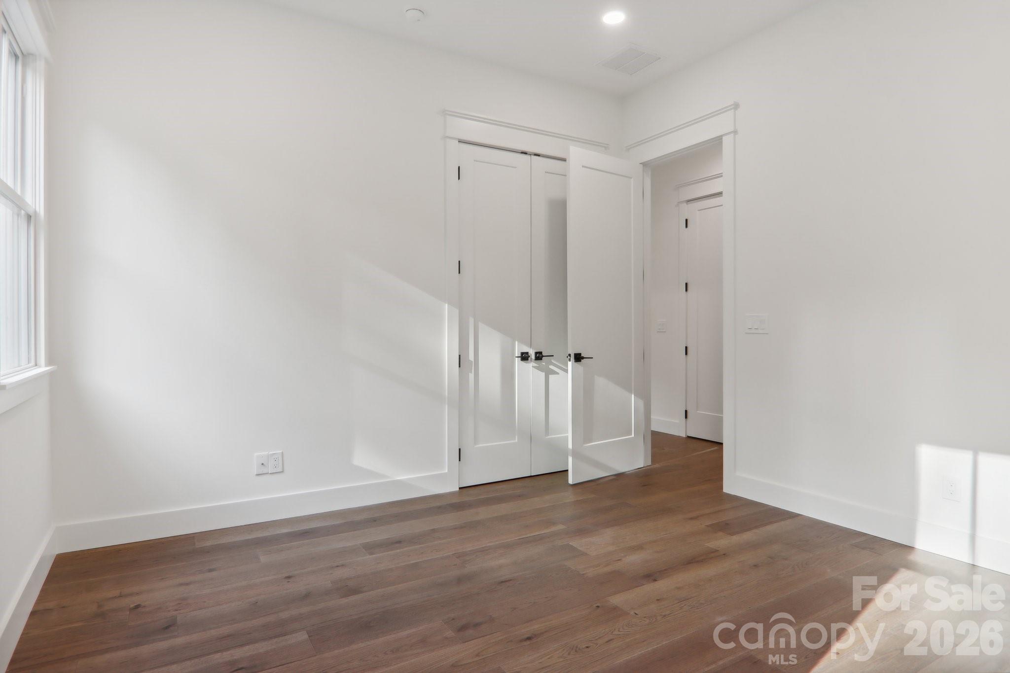 20 Maple Knoll Drive — Hendersonville