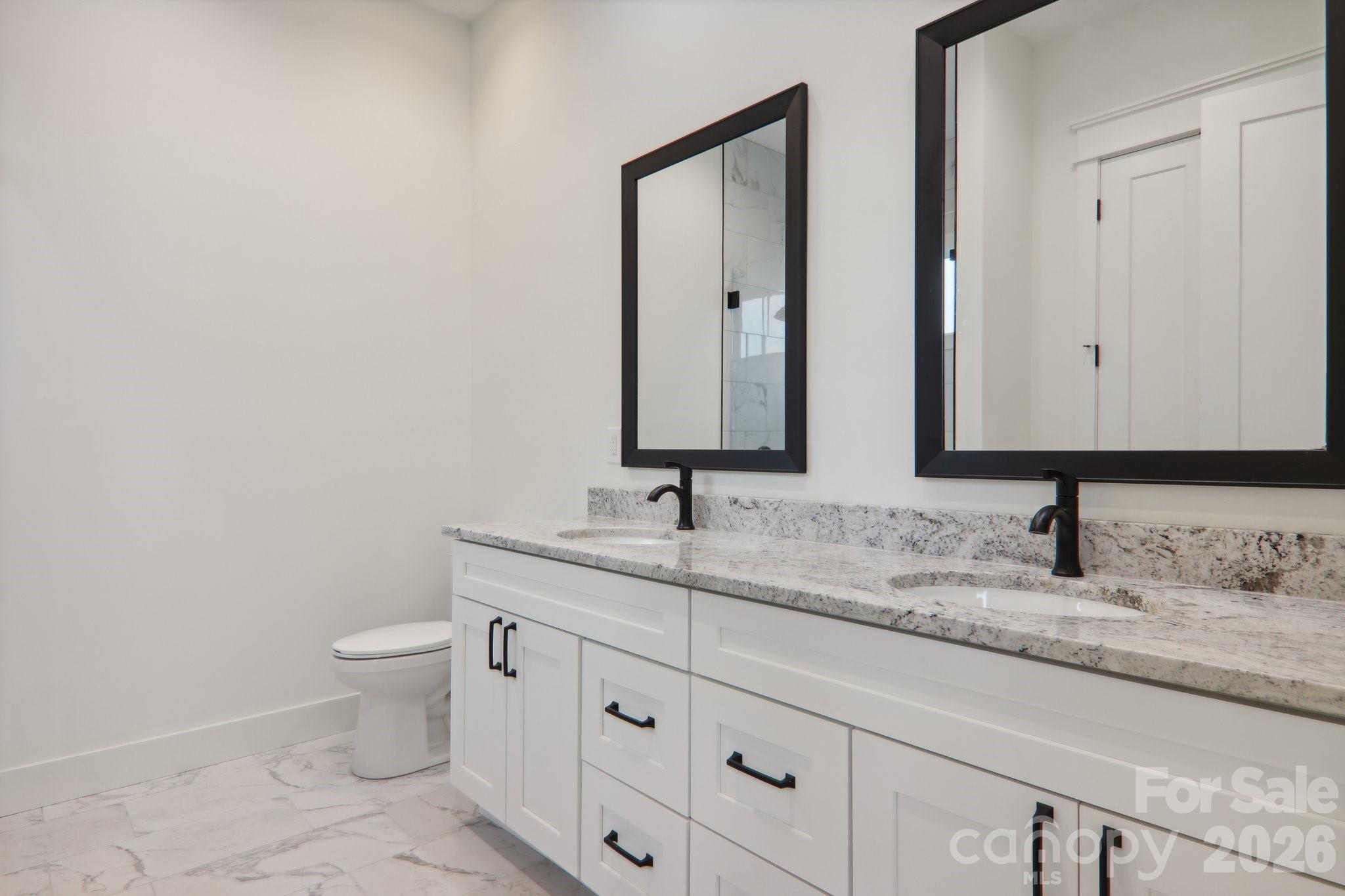 20 Maple Knoll Drive — Hendersonville