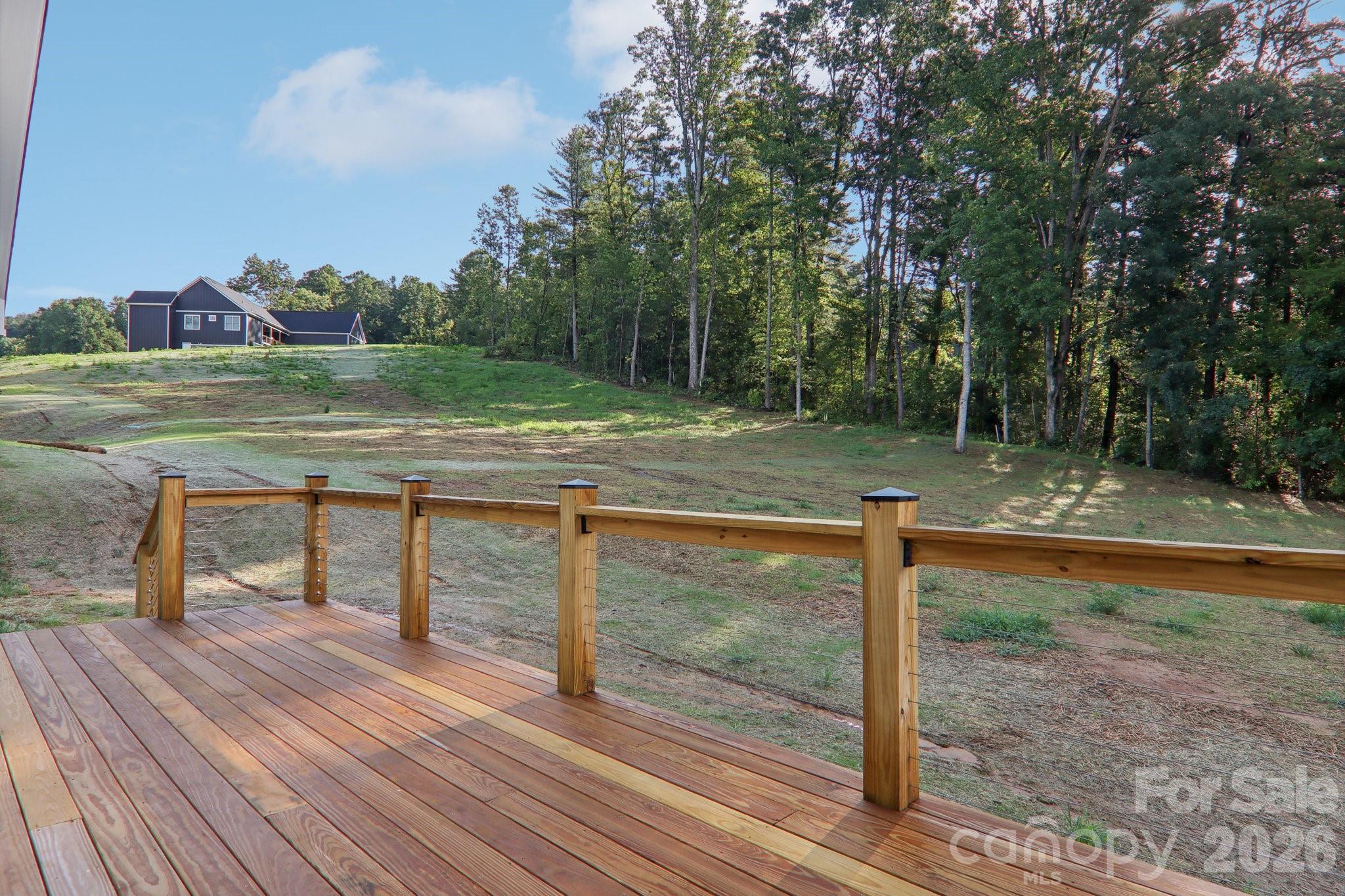 20 Maple Knoll Drive — Hendersonville