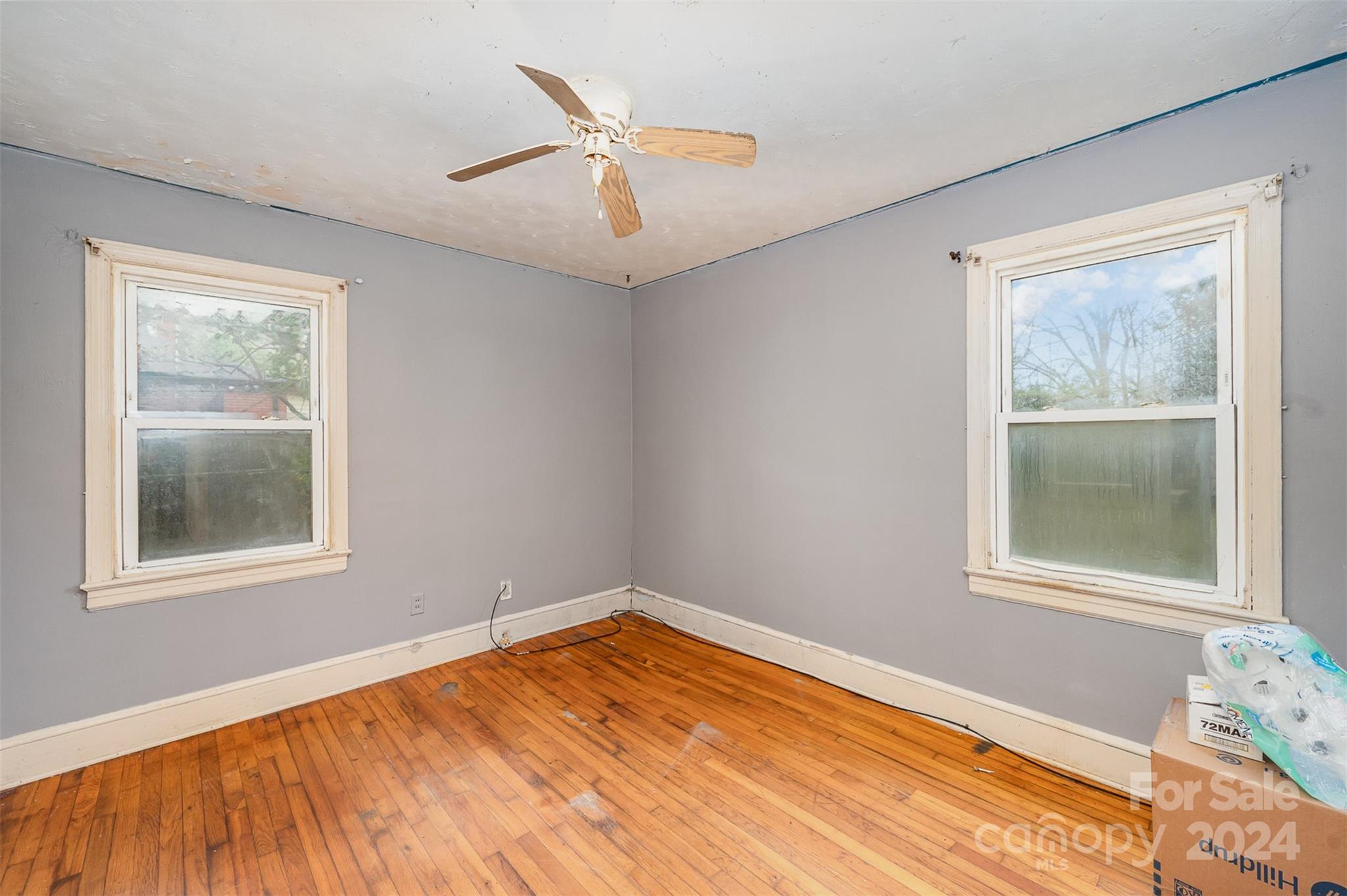 2740 Dogwood Avenue — Charlotte