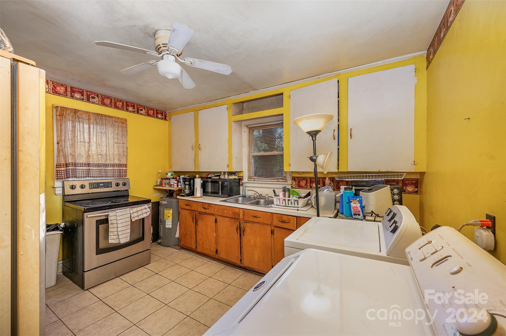 2740 Dogwood Avenue — Charlotte