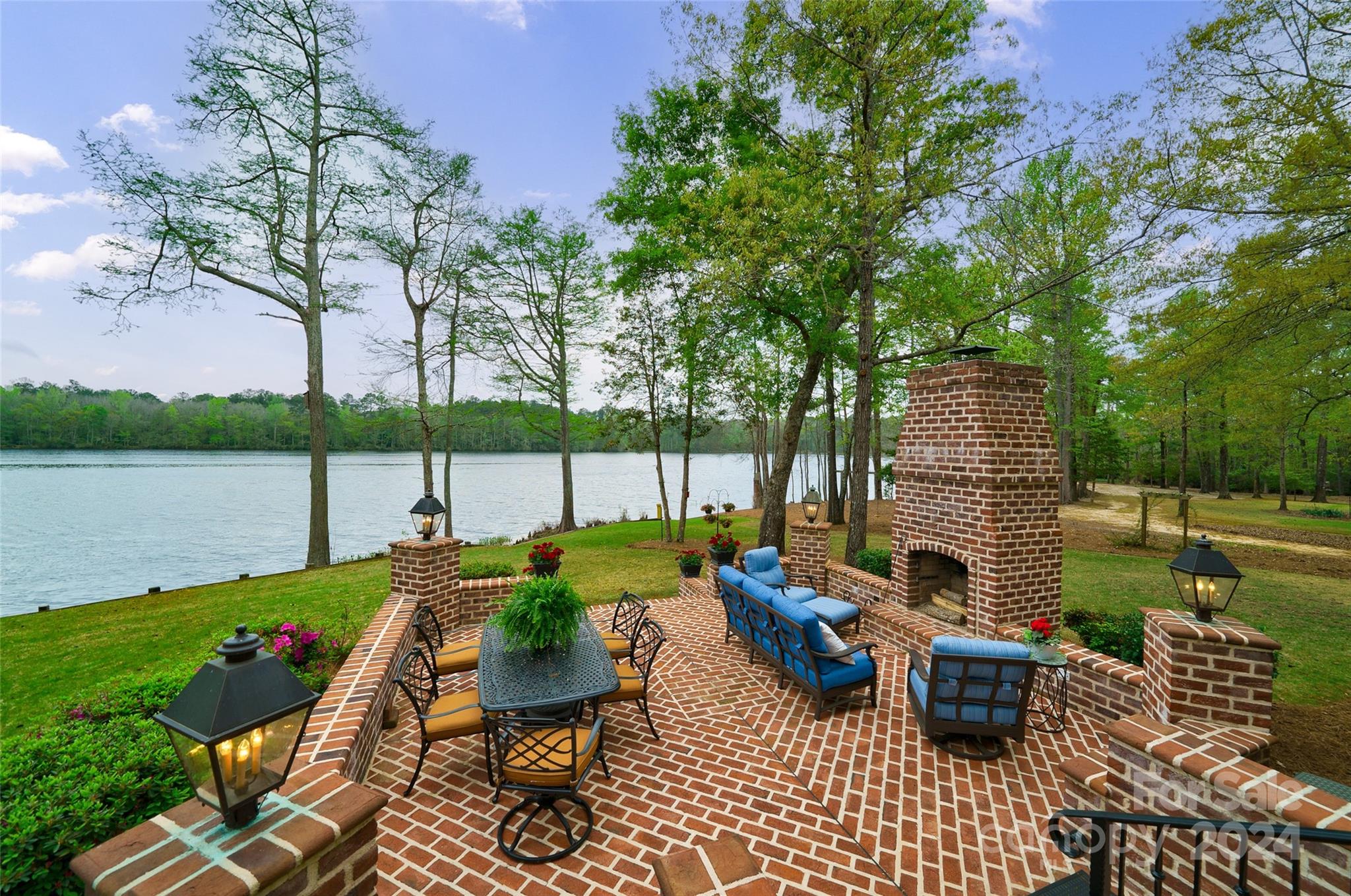 229 Joseph Kershaw Road — Eastover
