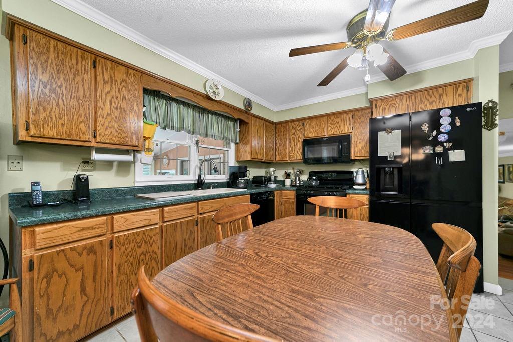 63 Evergreen Cove — Pisgah Forest