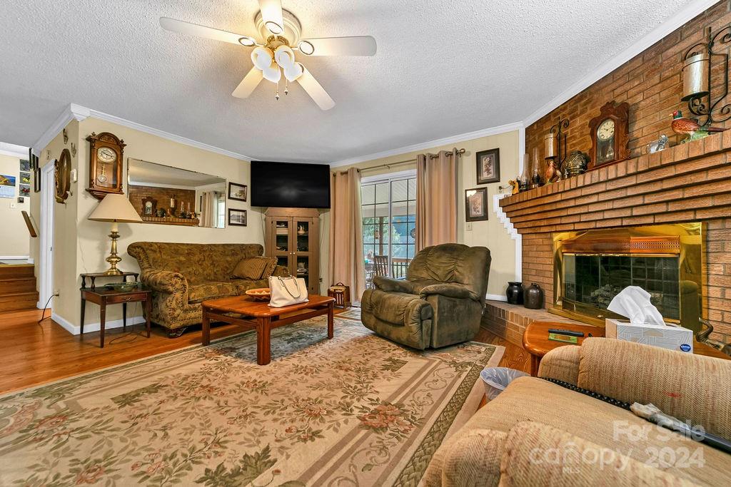63 Evergreen Cove — Pisgah Forest