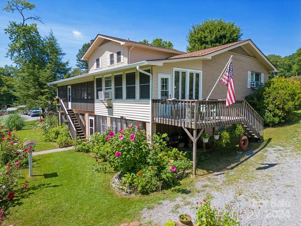 63 Evergreen Cove — Pisgah Forest