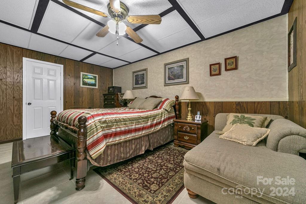 63 Evergreen Cove — Pisgah Forest