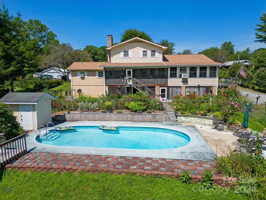 63 Evergreen Cove — Pisgah Forest