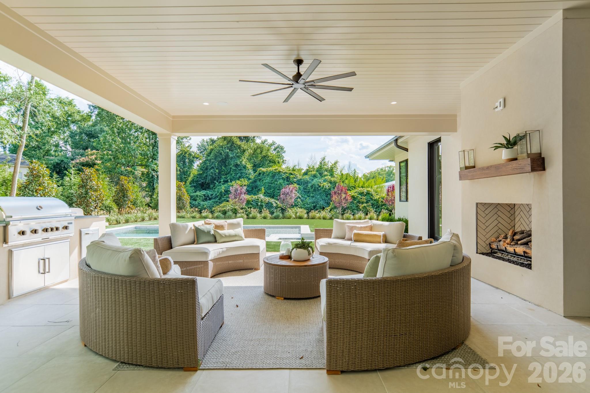 8022 Litaker Manor Court — Charlotte