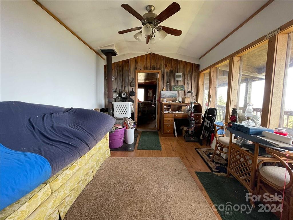 1375 Swing Road — Burnsville