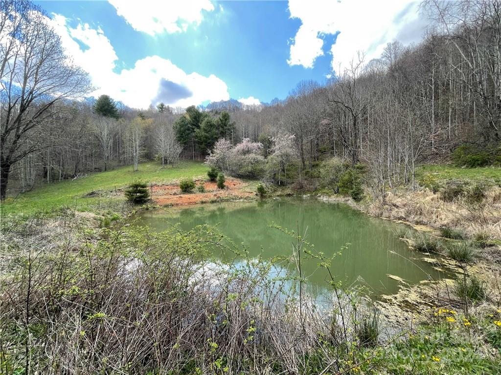 1375 Swing Road — Burnsville