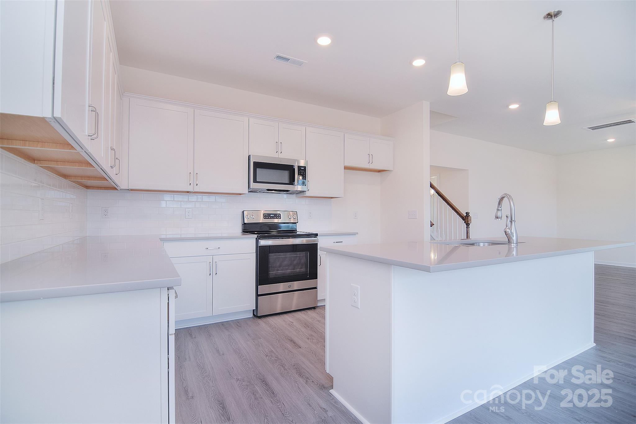 108 Megby Trail — Statesville