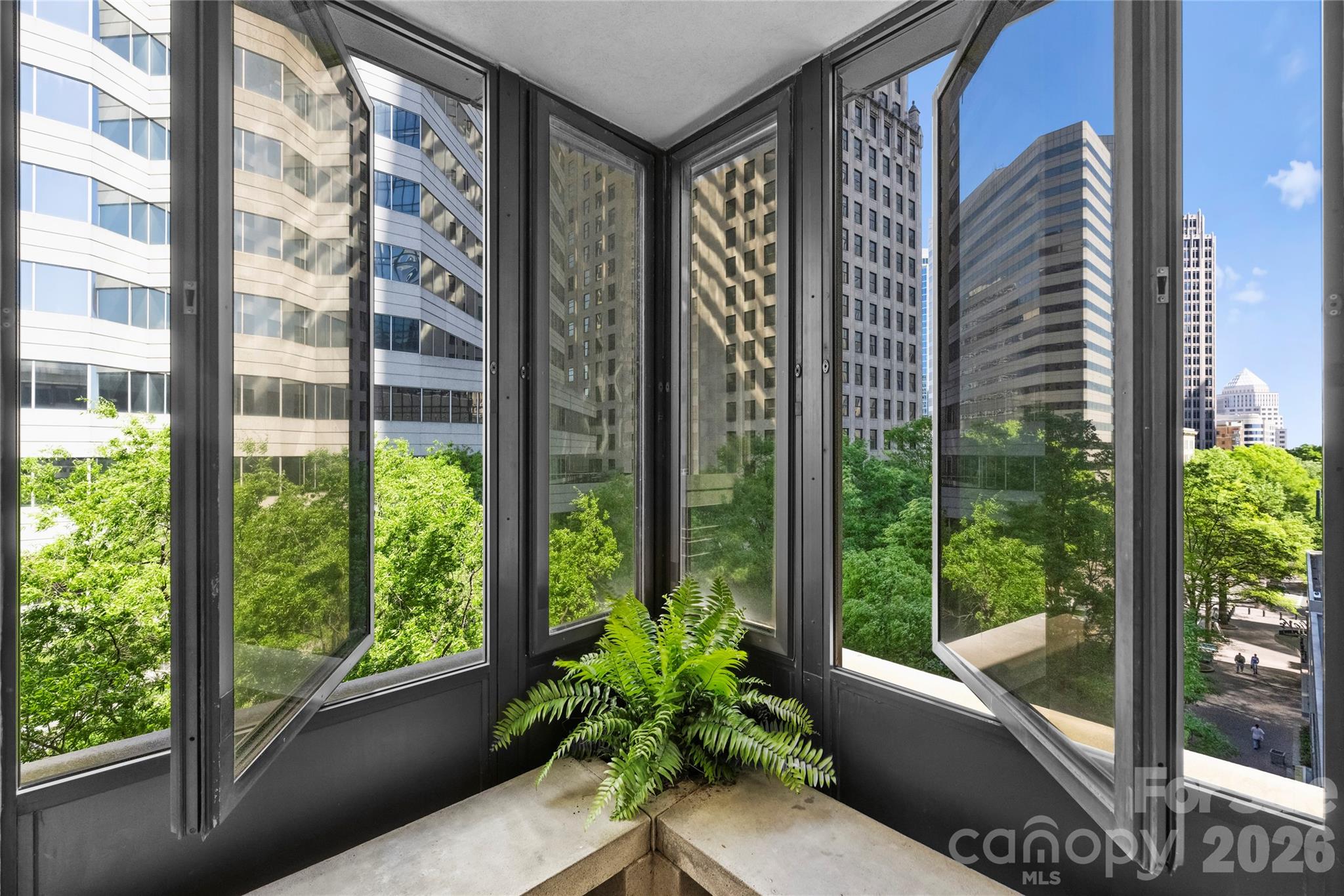 139 S Tryon Street #6 — Charlotte