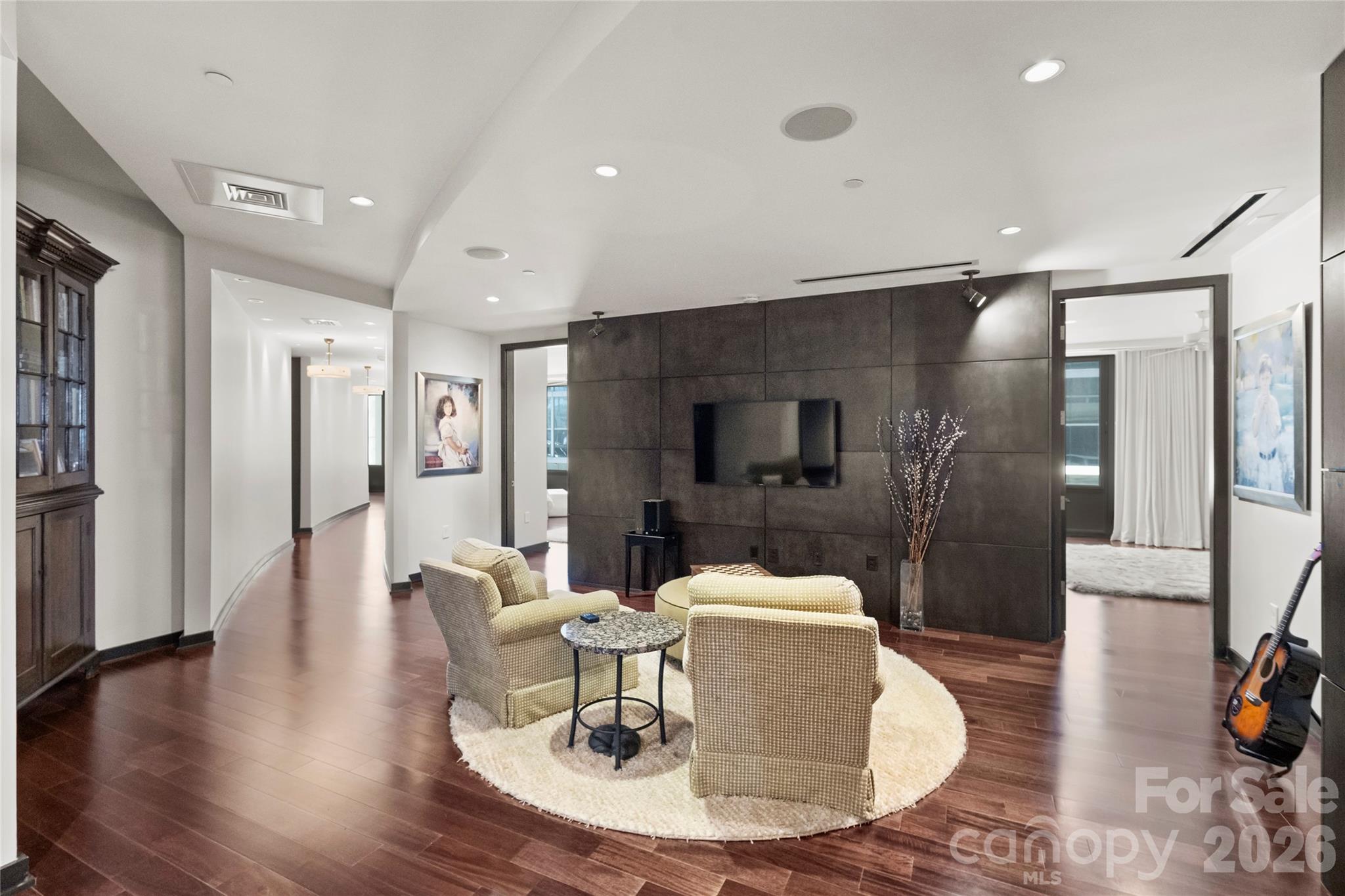 139 S Tryon Street #6 — Charlotte