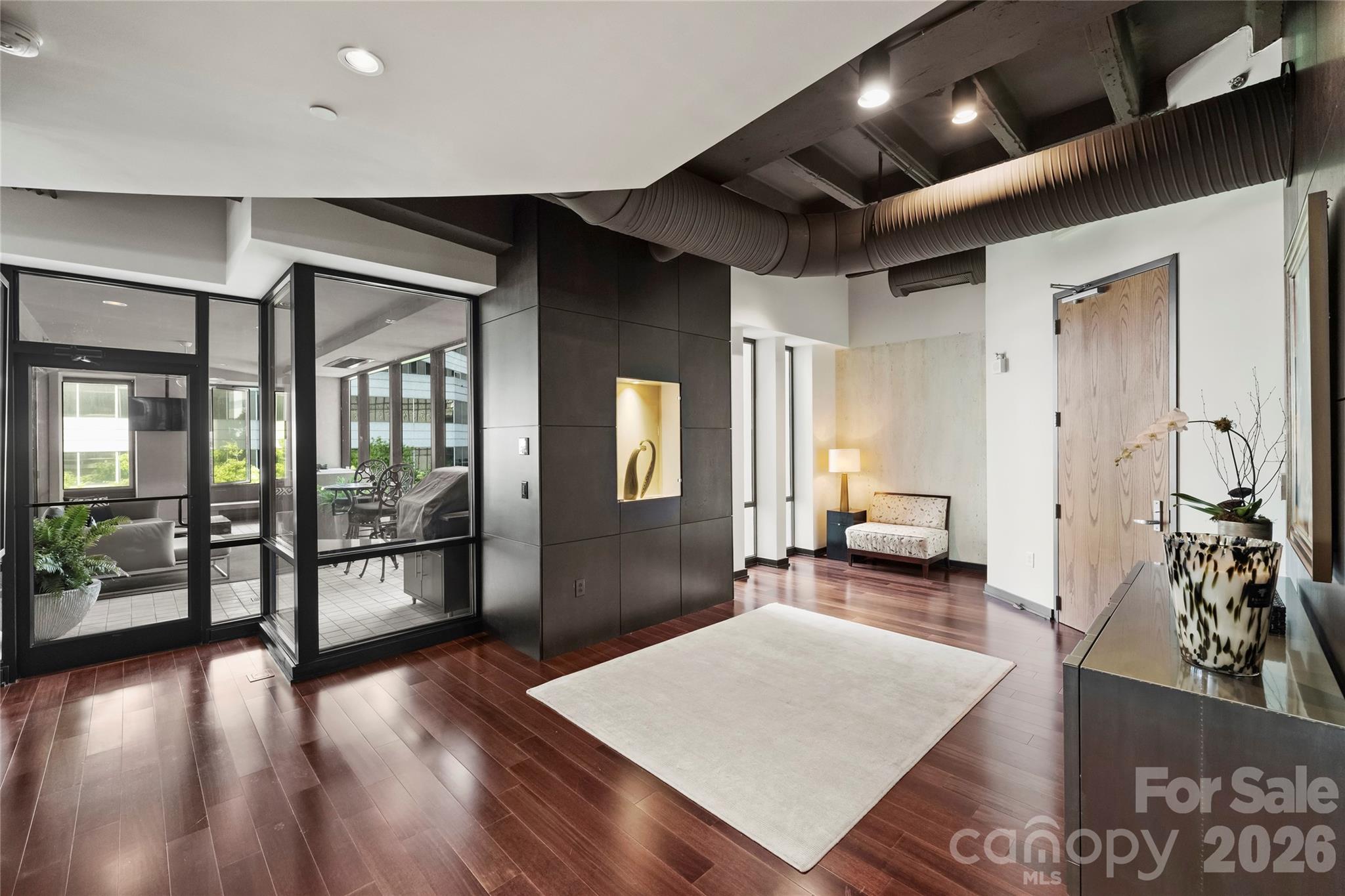 139 S Tryon Street #6 — Charlotte