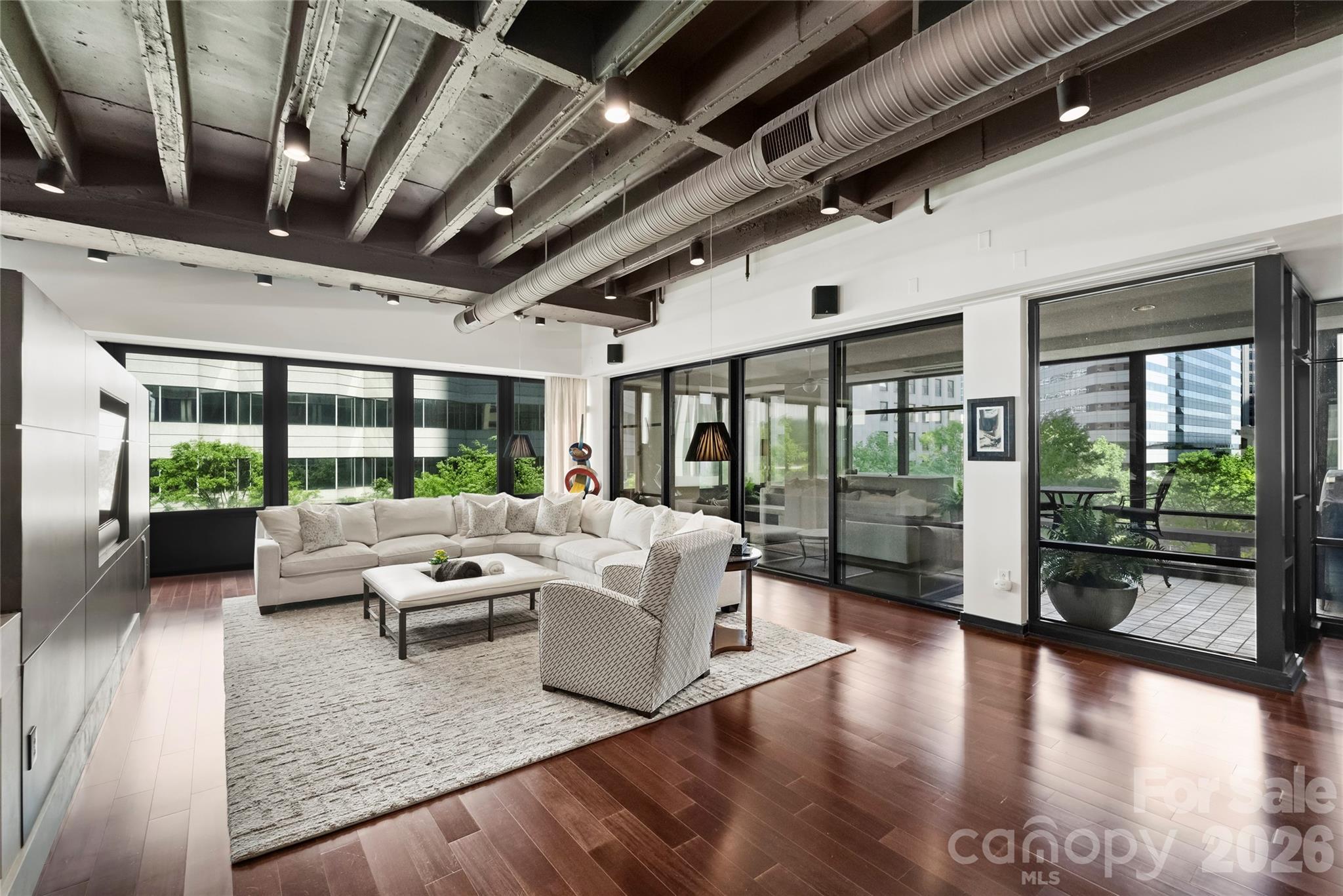 139 S Tryon Street #6 — Charlotte