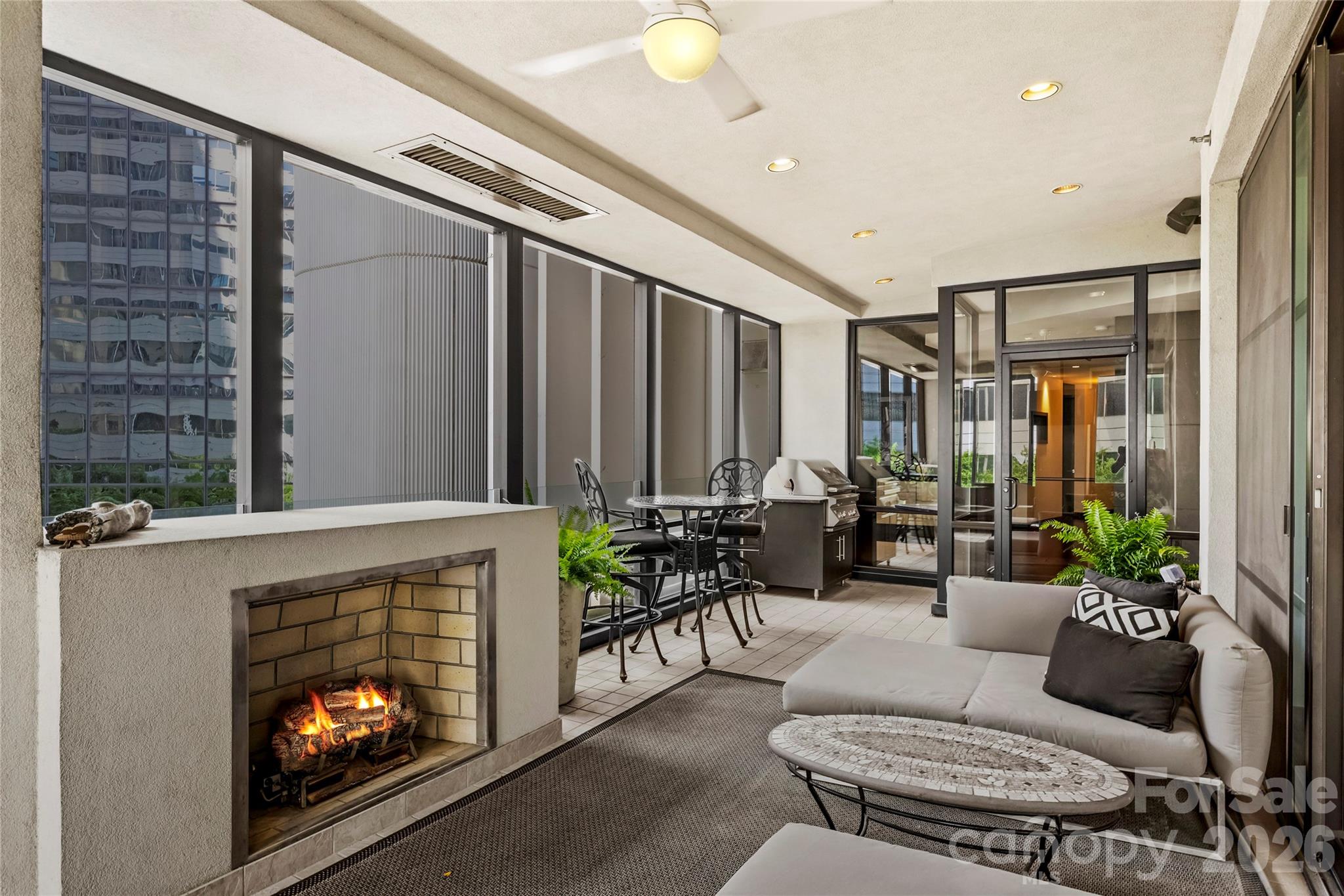 139 S Tryon Street #6 — Charlotte
