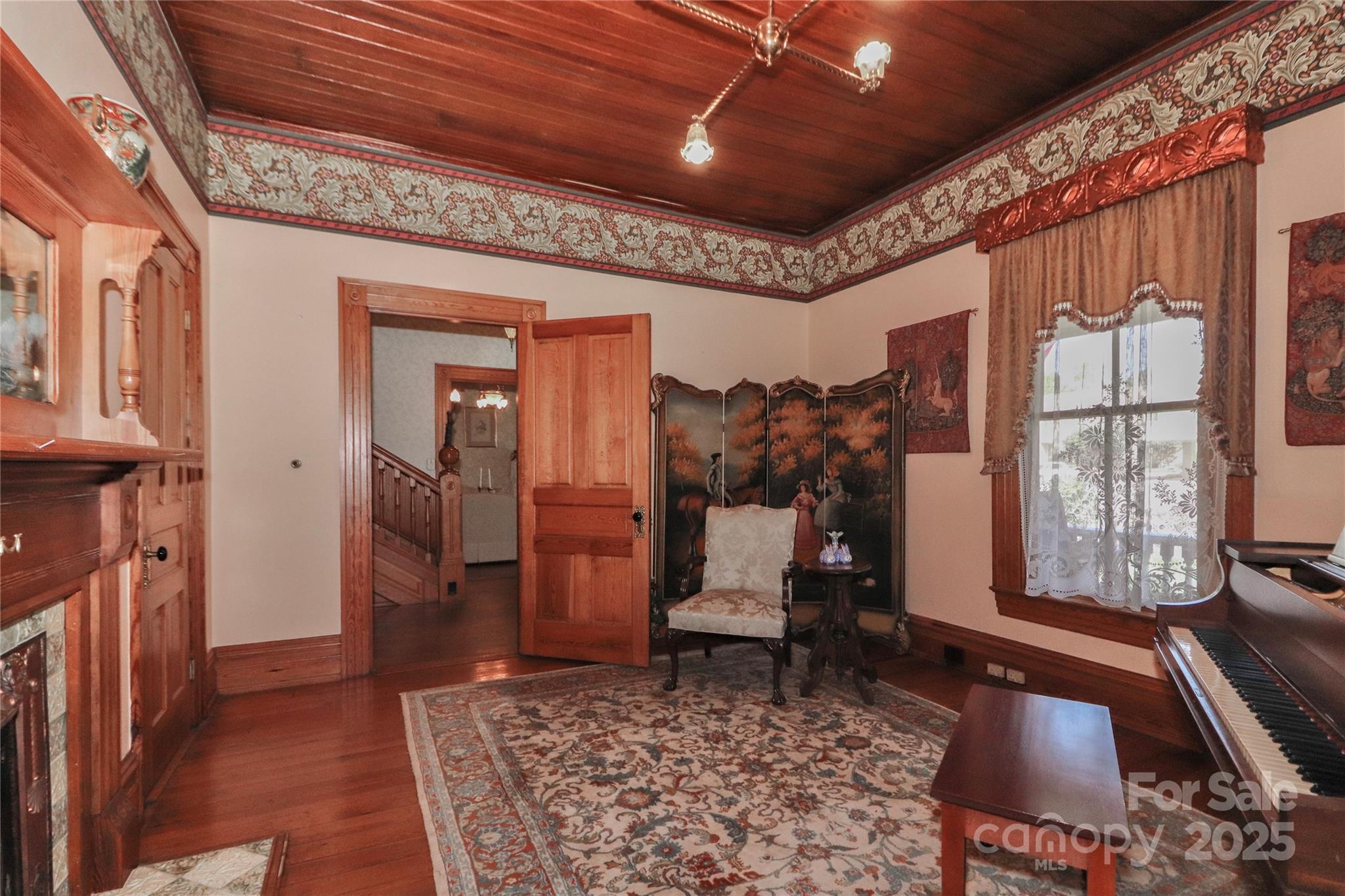 235 Walnut Street — Statesville