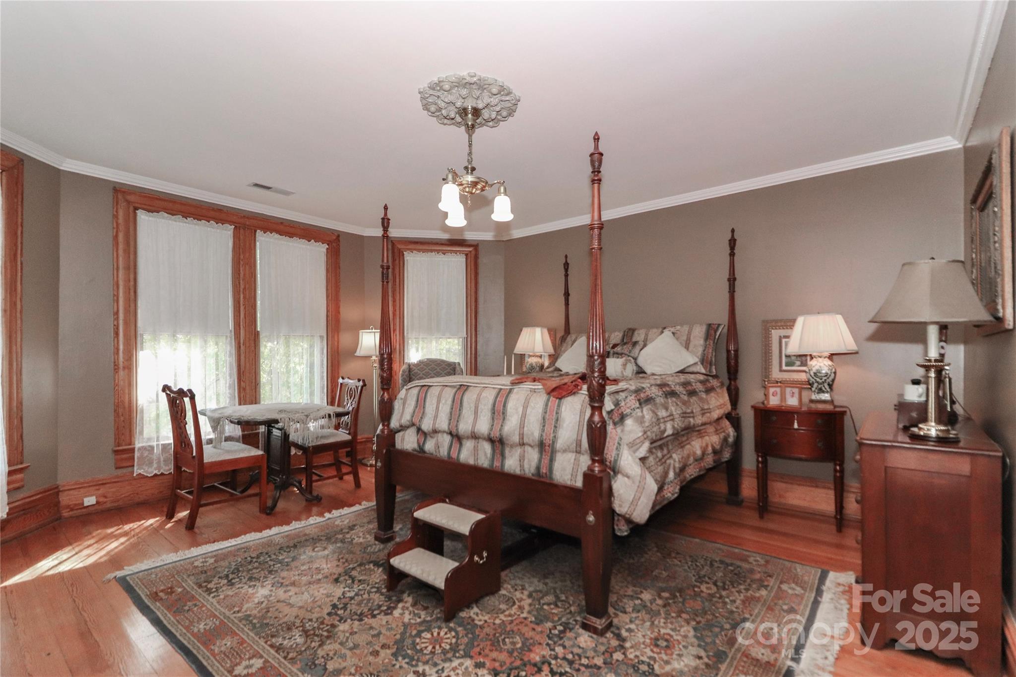 235 Walnut Street — Statesville