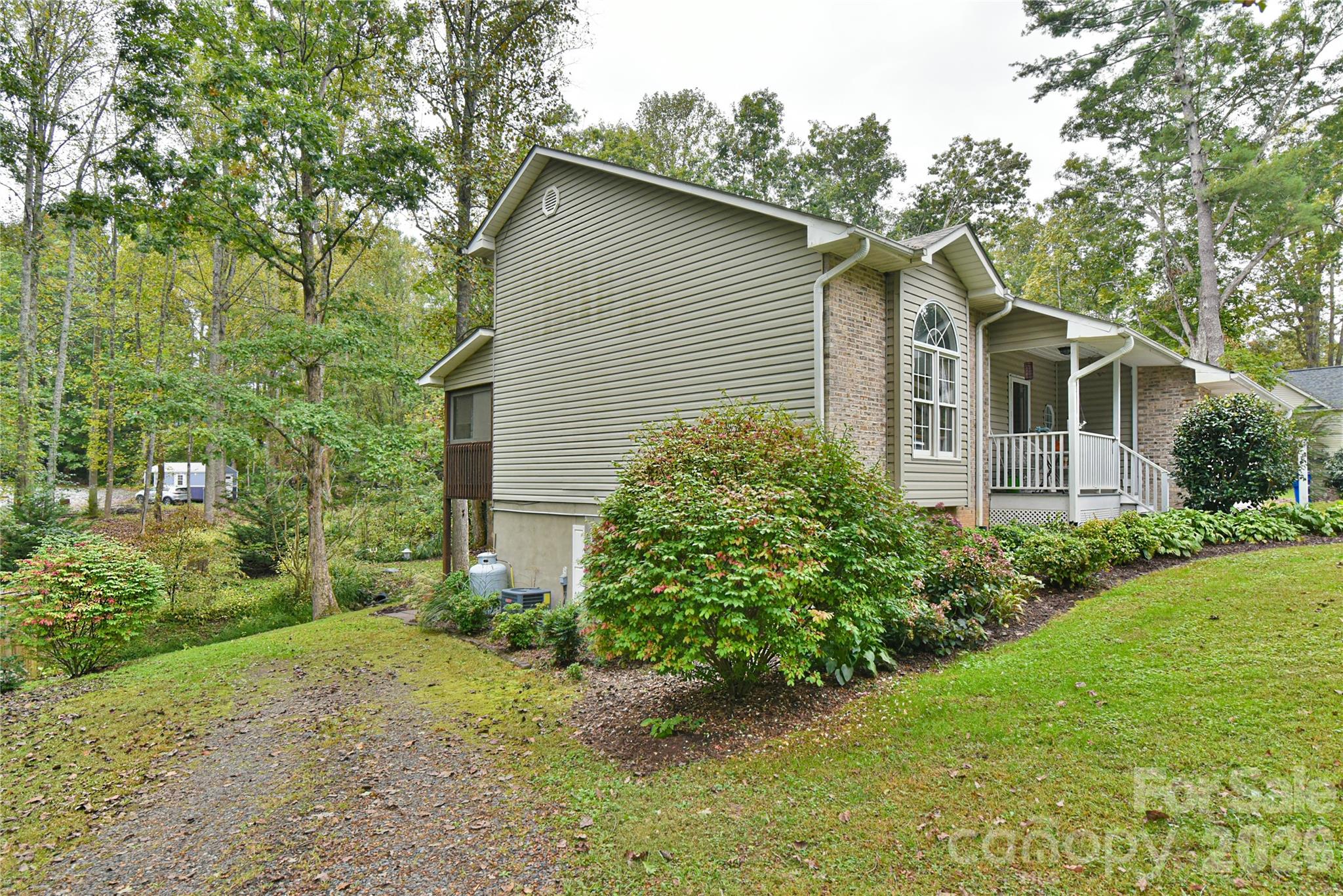 145 Fox Glen Drive — Arden