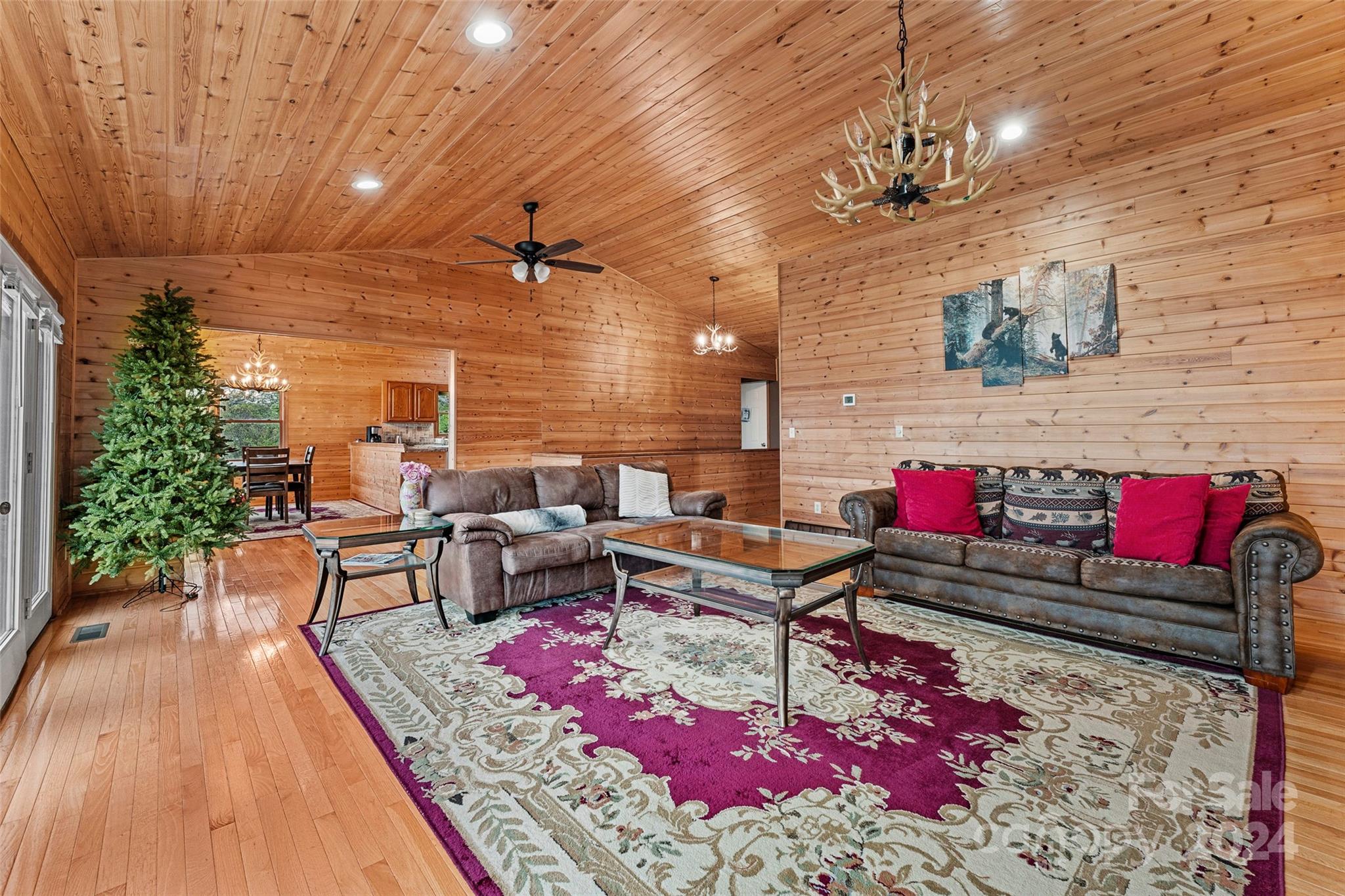 70 Moor Lane — Brevard