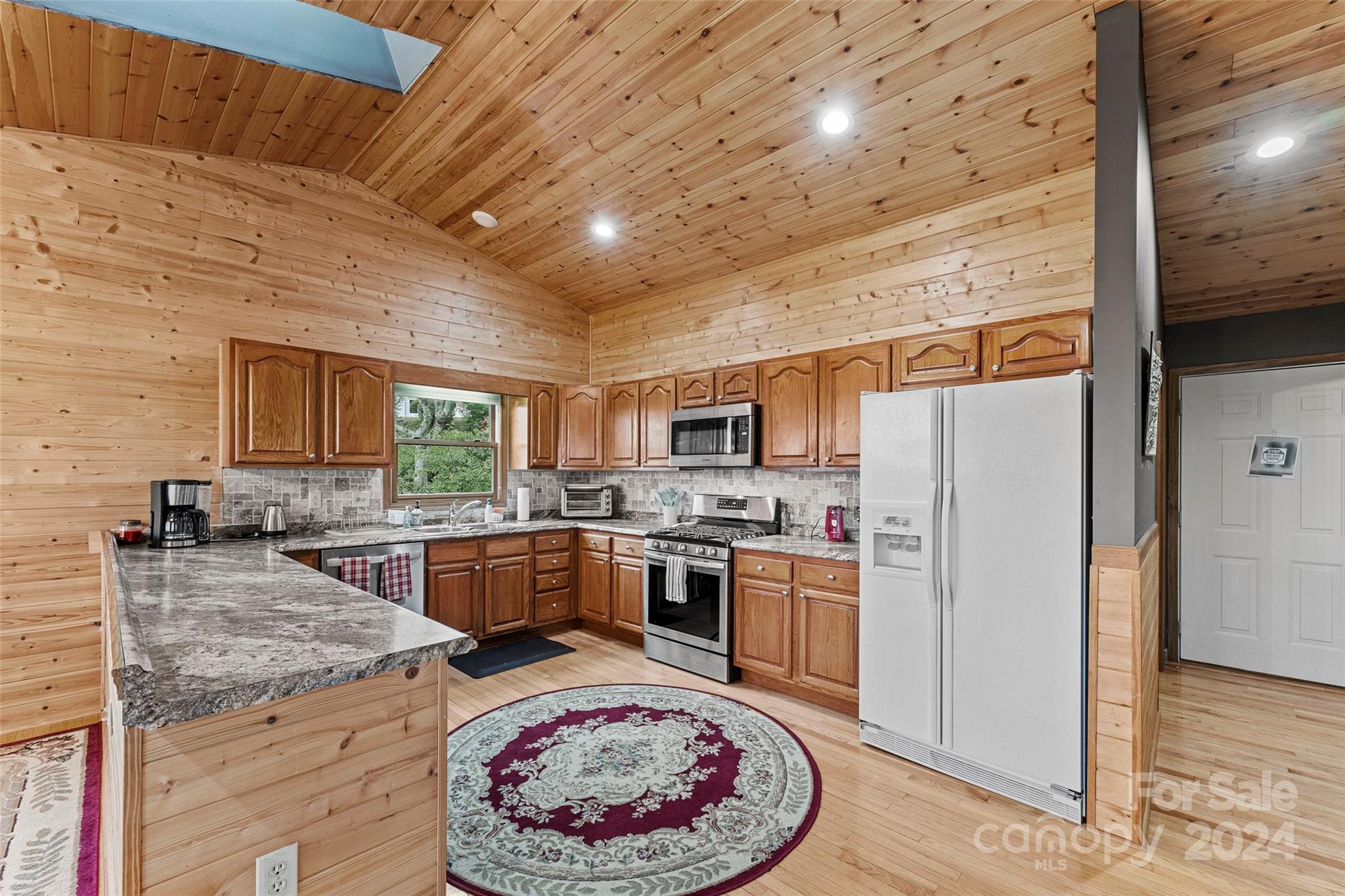 70 Moor Lane — Brevard