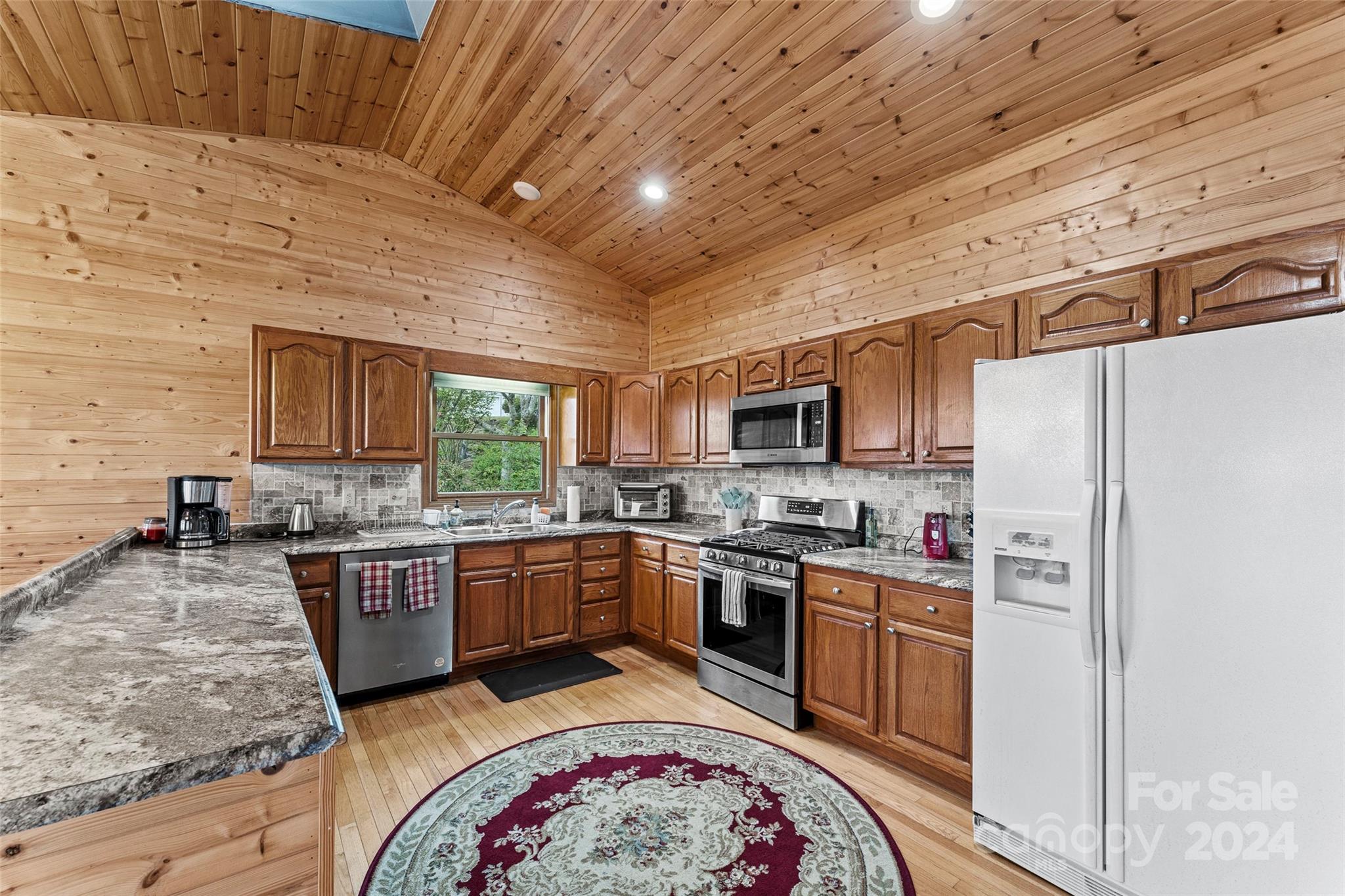70 Moor Lane — Brevard