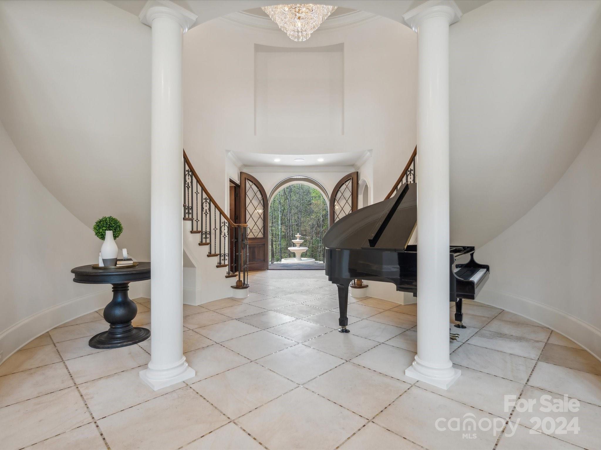 9044 Island Point Road — Charlotte