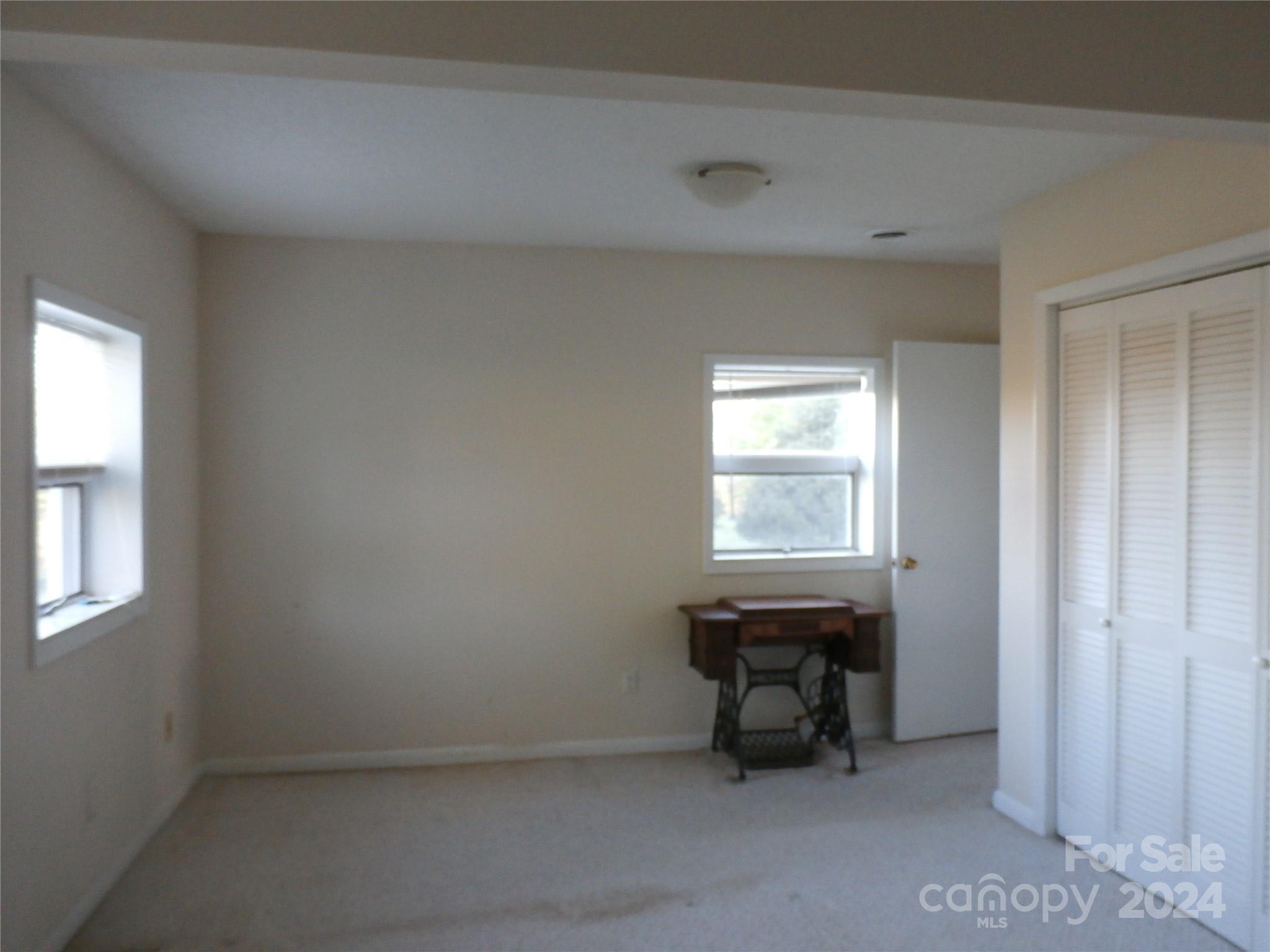 288 Firetower Road — Spruce Pine