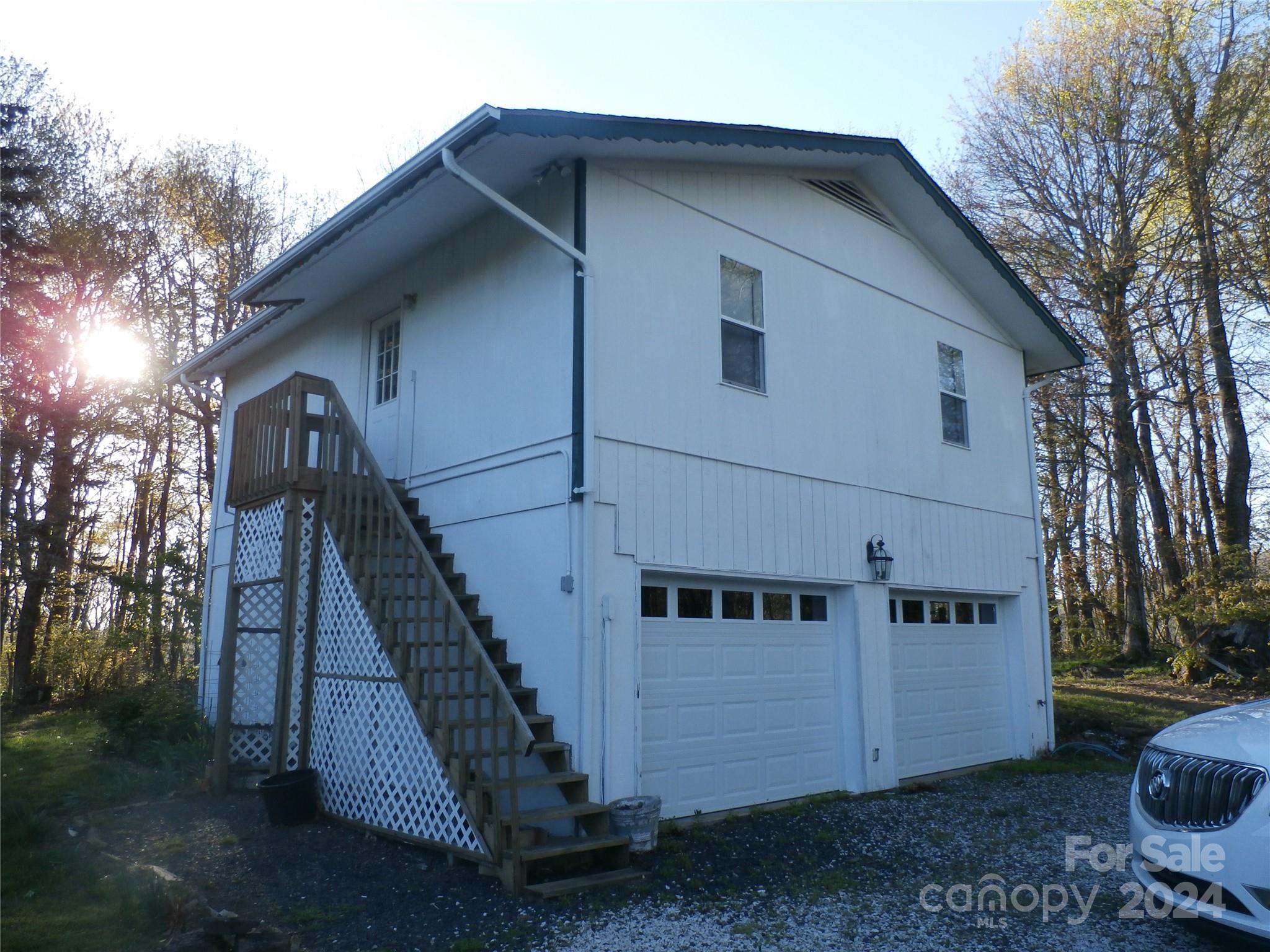 288 Firetower Road — Spruce Pine