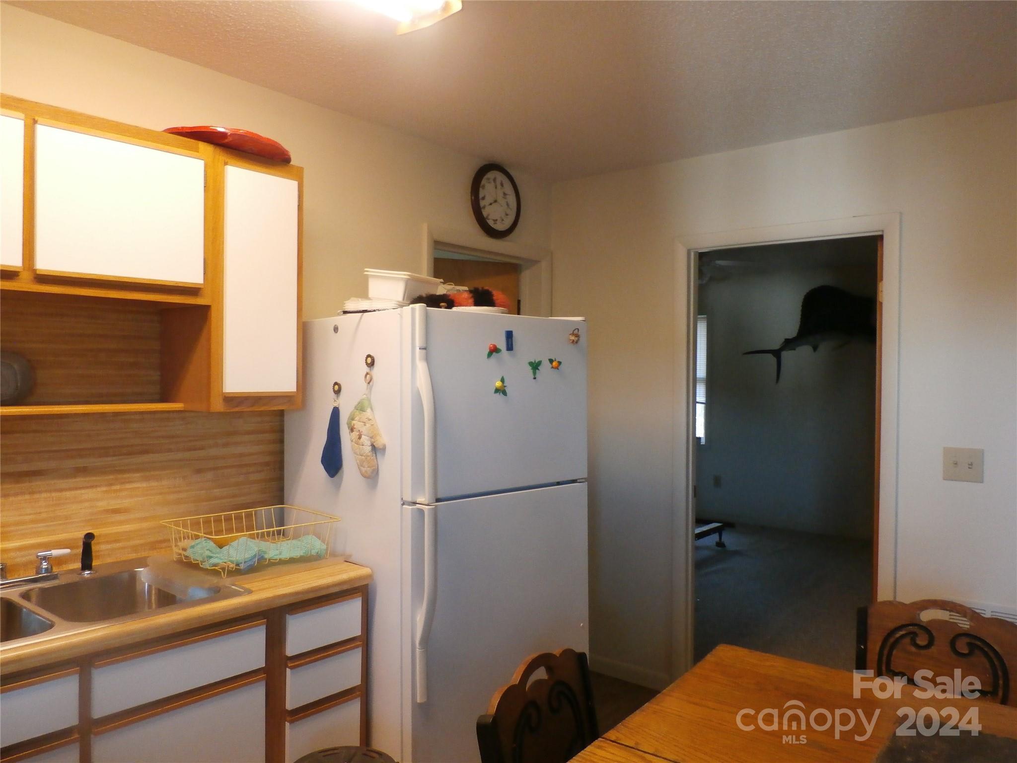 288 Firetower Road — Spruce Pine