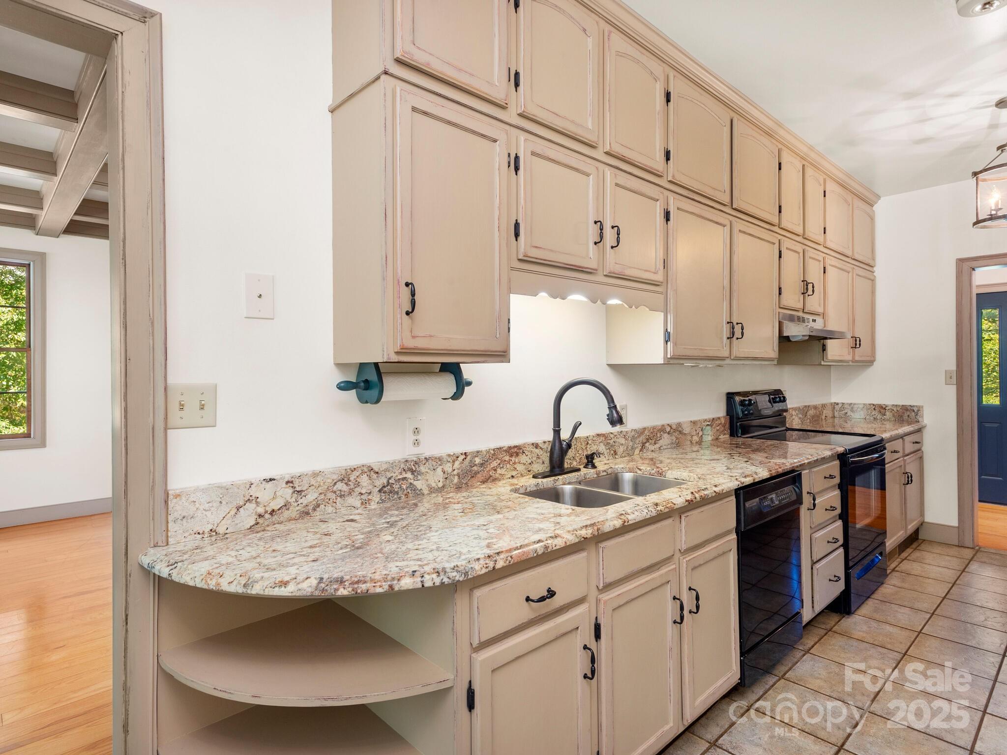 116 Sams Branch Road — Candler