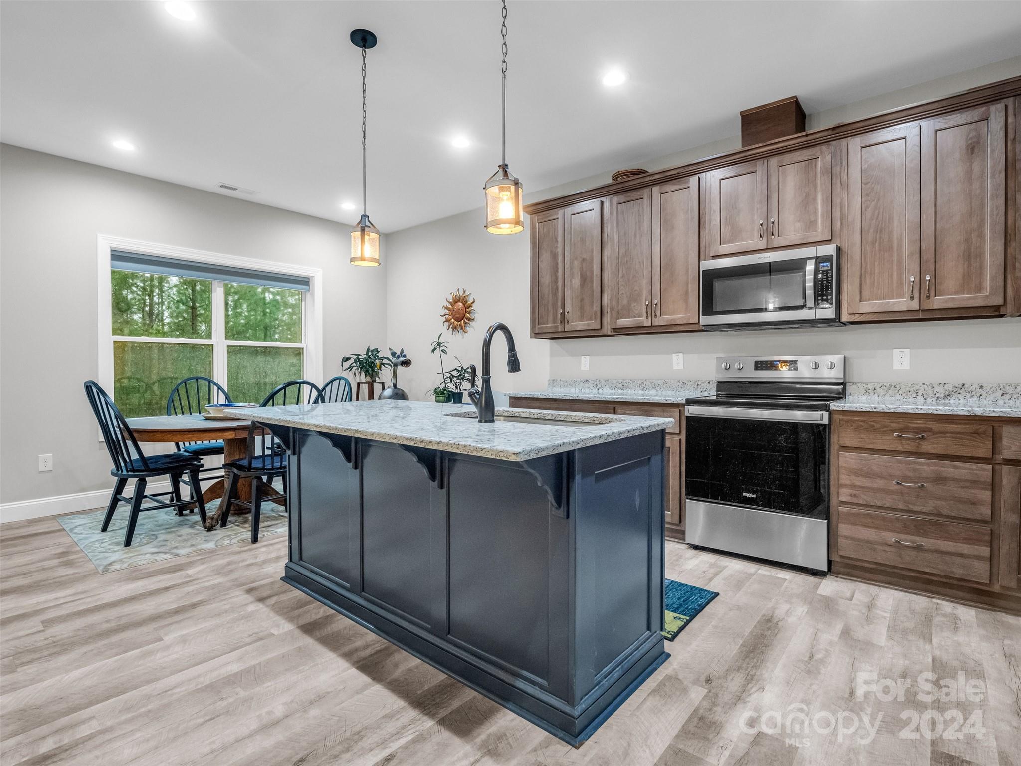 10305 Green River Cove Road — Saluda