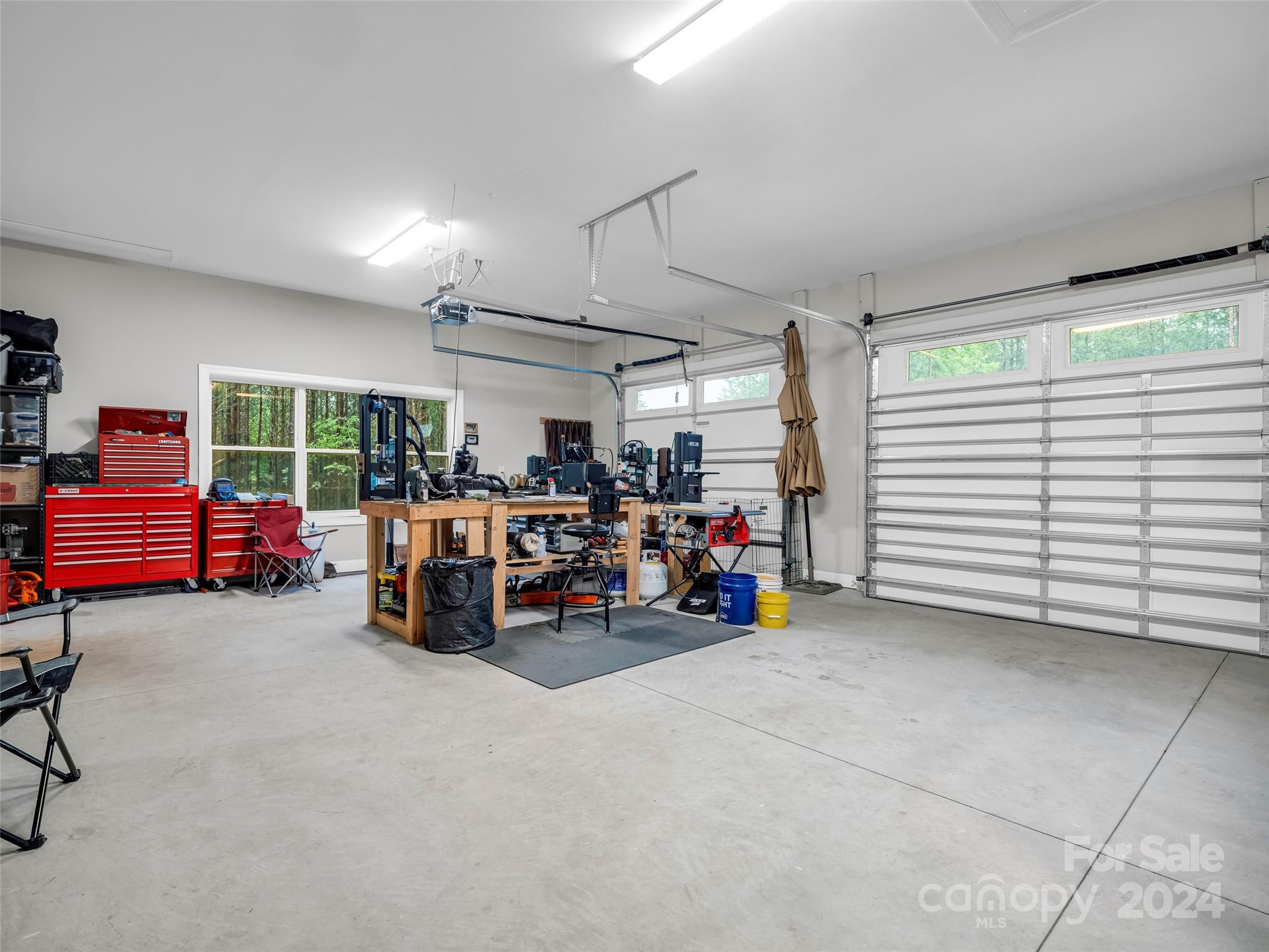 10305 Green River Cove Road — Saluda