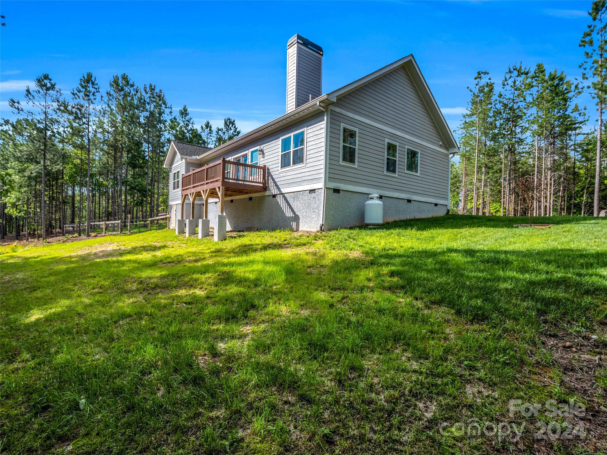 10305 Green River Cove Road — Saluda