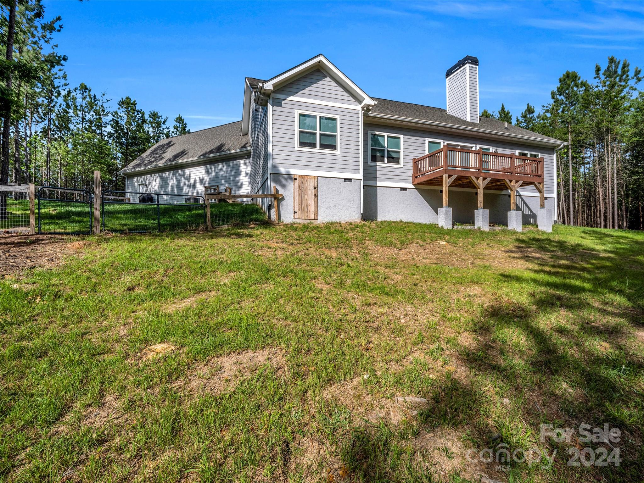10305 Green River Cove Road — Saluda