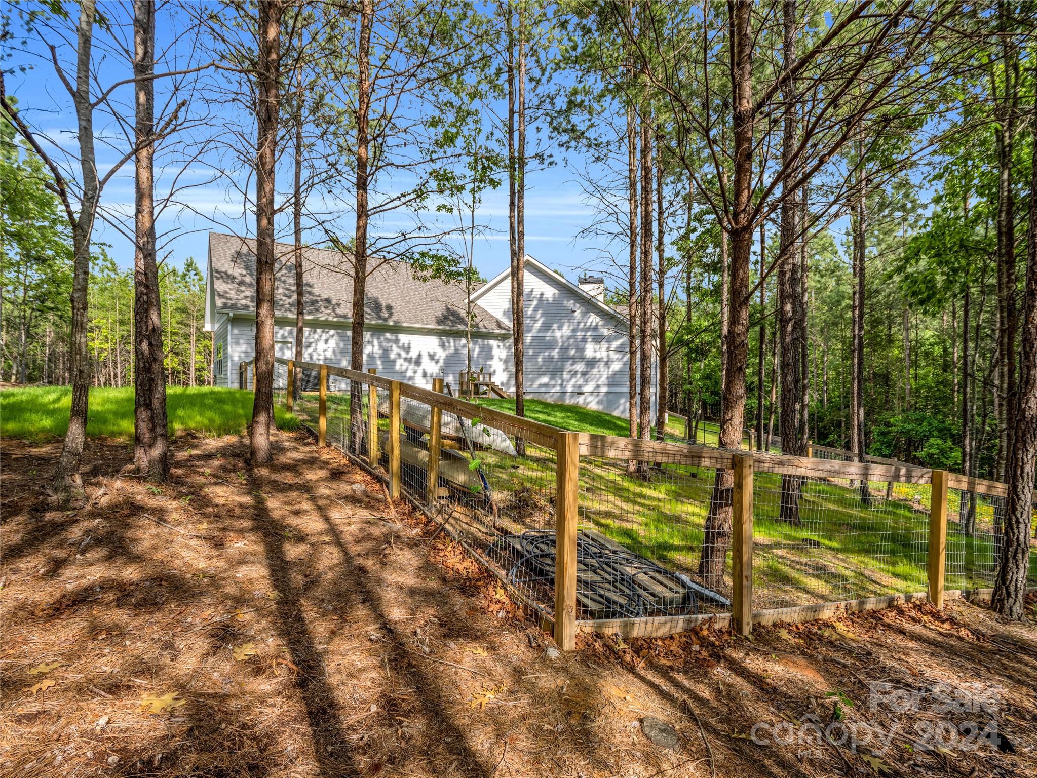 10305 Green River Cove Road — Saluda