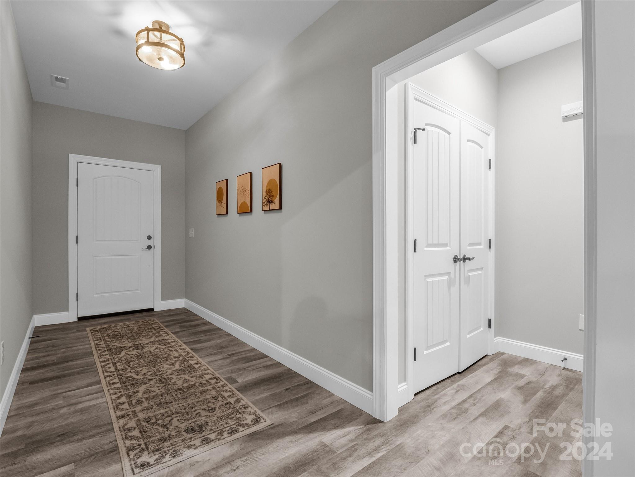 10305 Green River Cove Road — Saluda