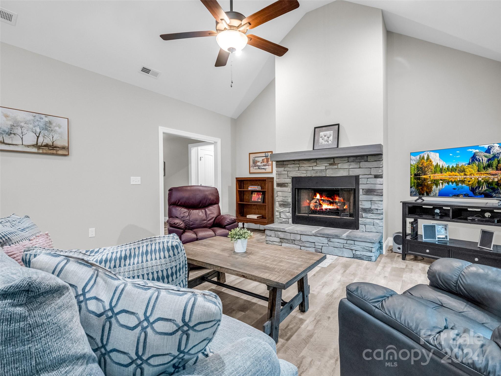 10305 Green River Cove Road — Saluda