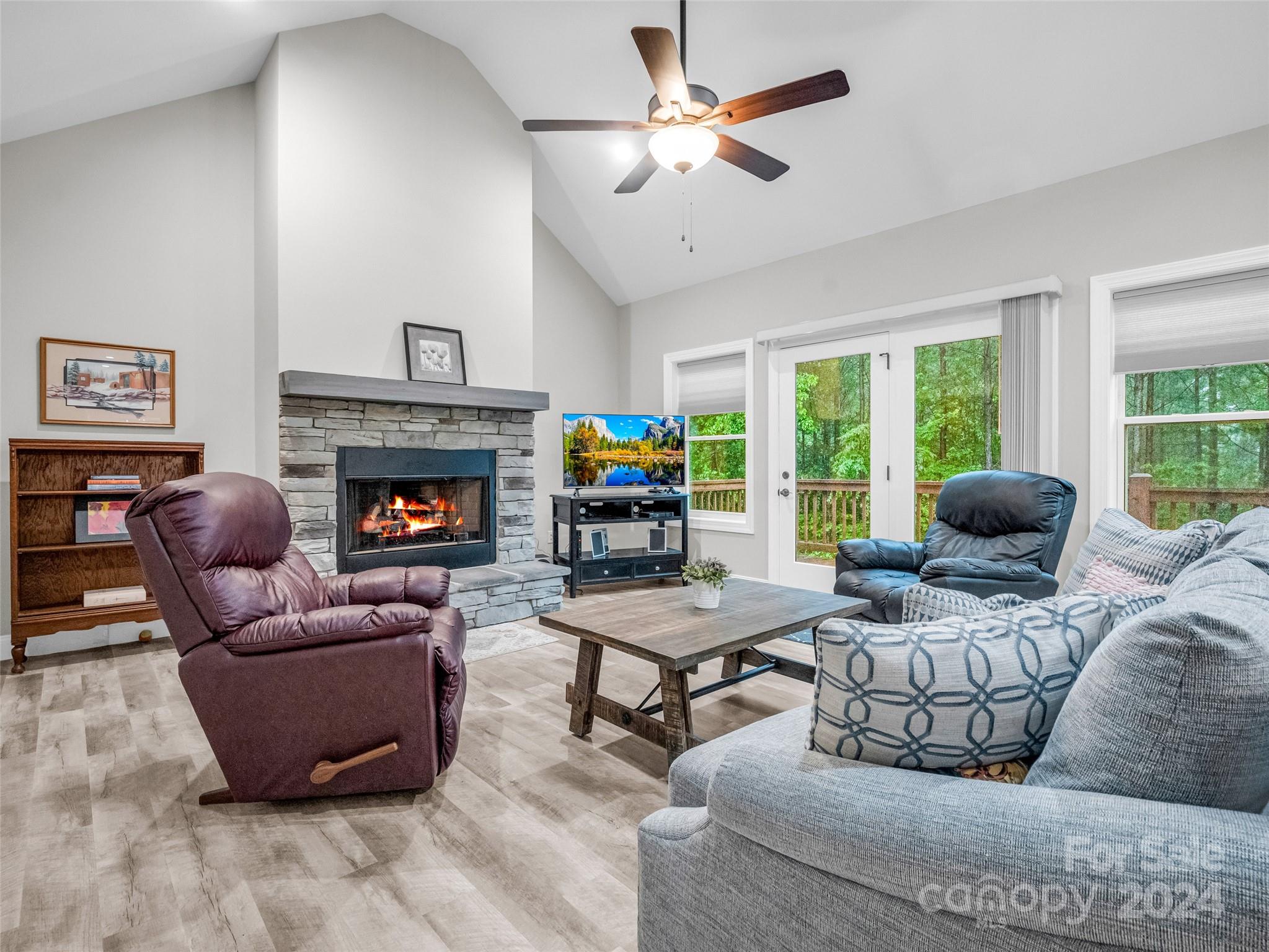 10305 Green River Cove Road — Saluda