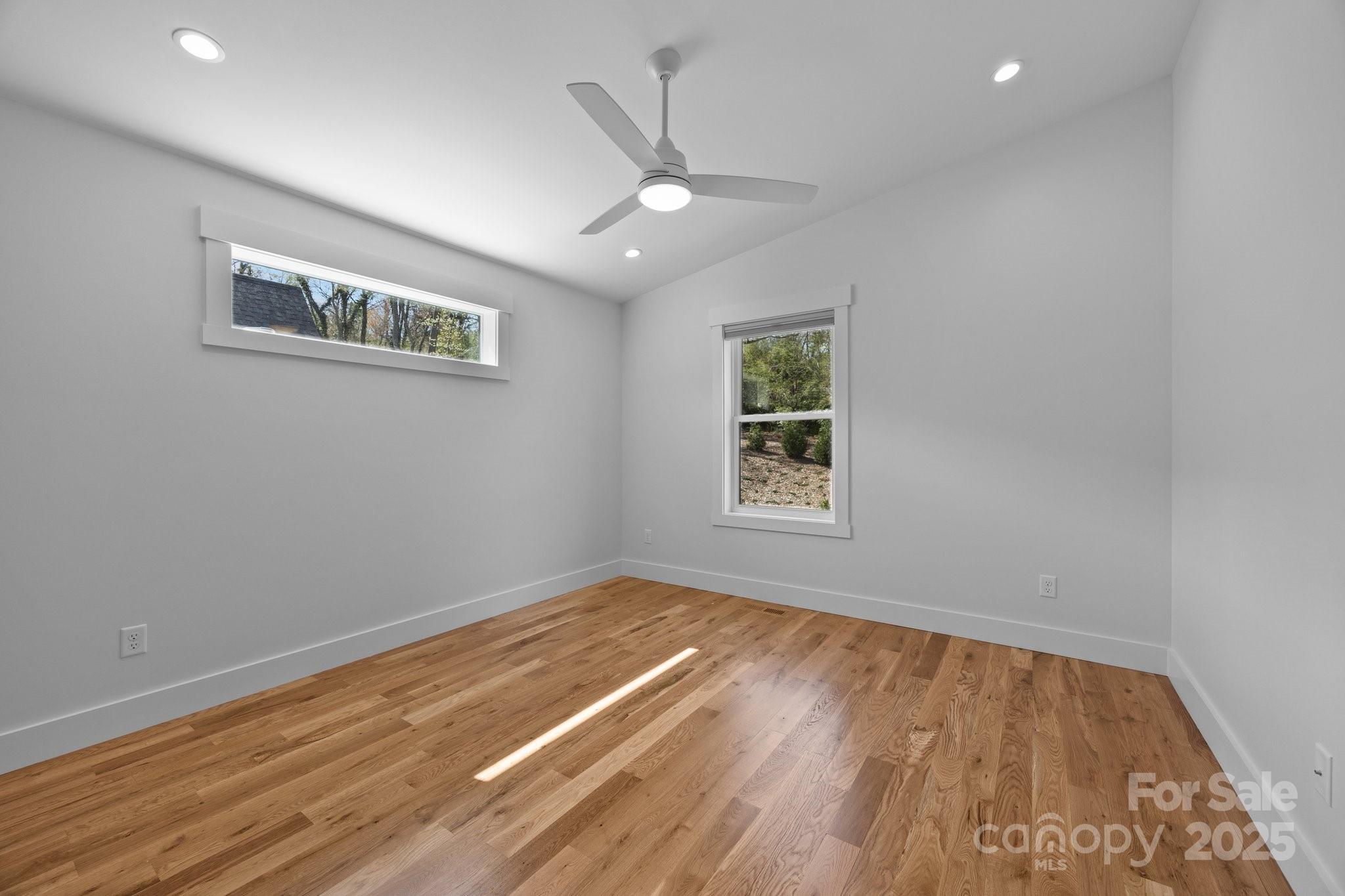 87 Glendale Avenue — Asheville