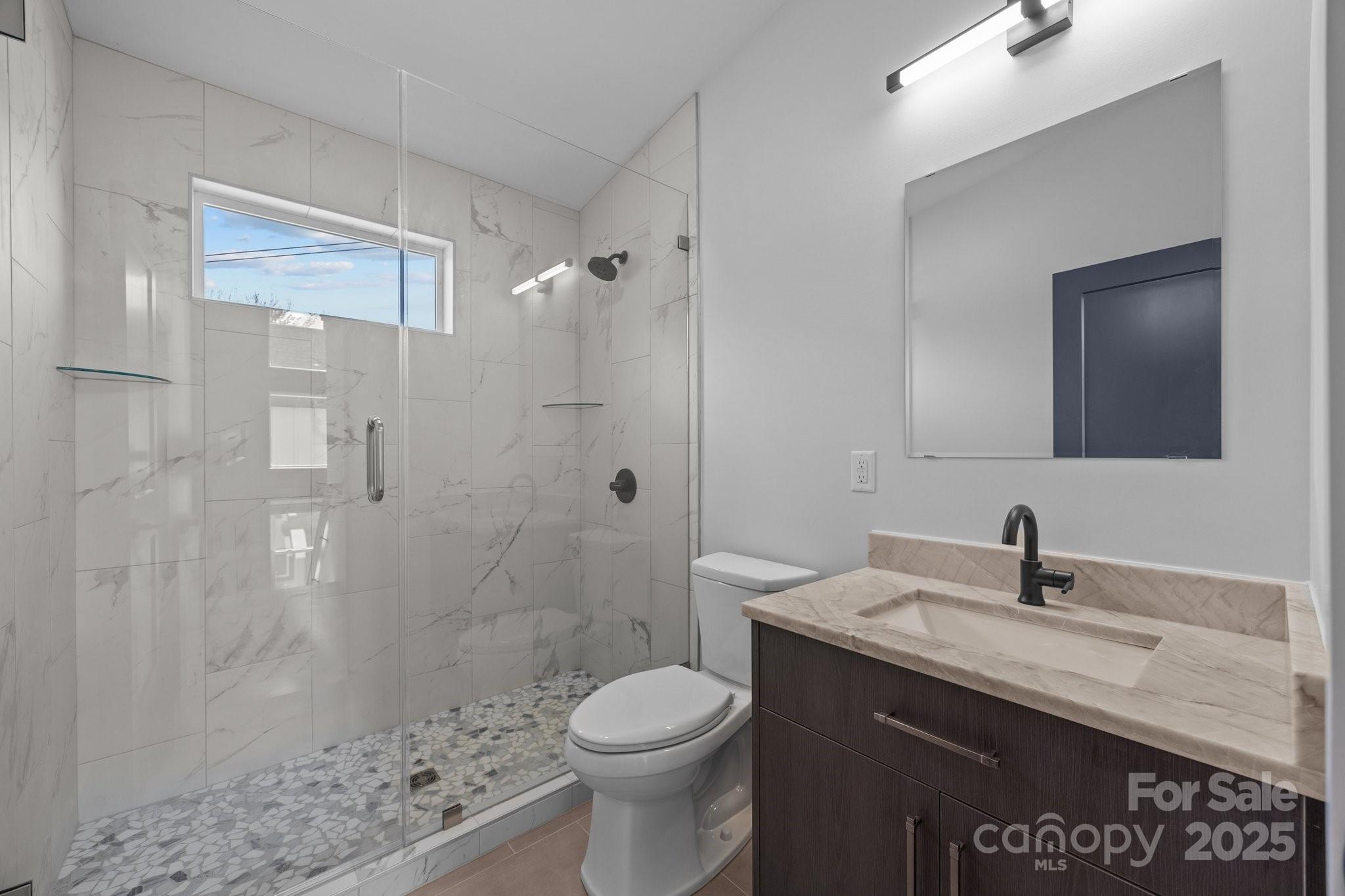 87 Glendale Avenue — Asheville