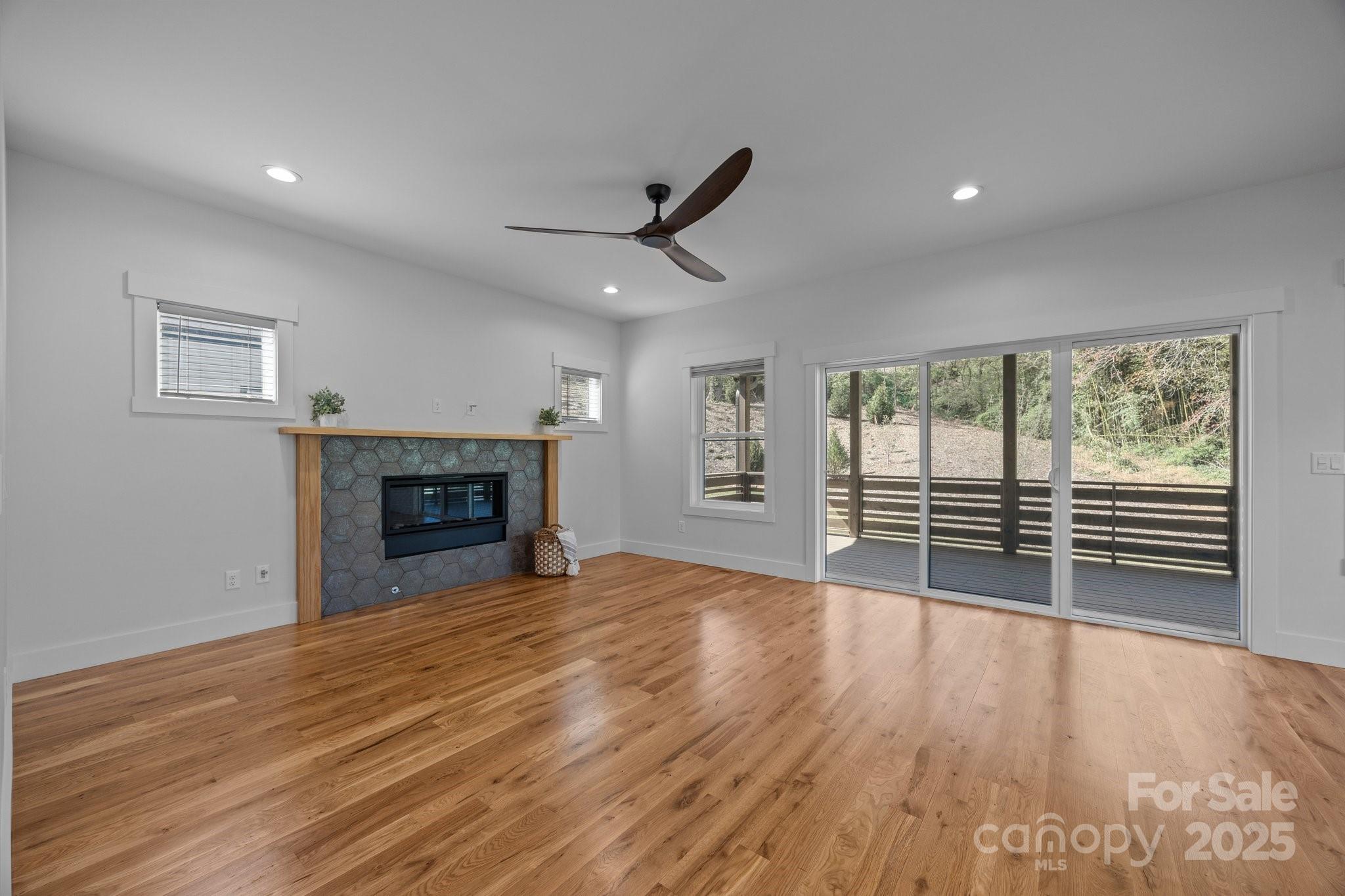 87 Glendale Avenue — Asheville