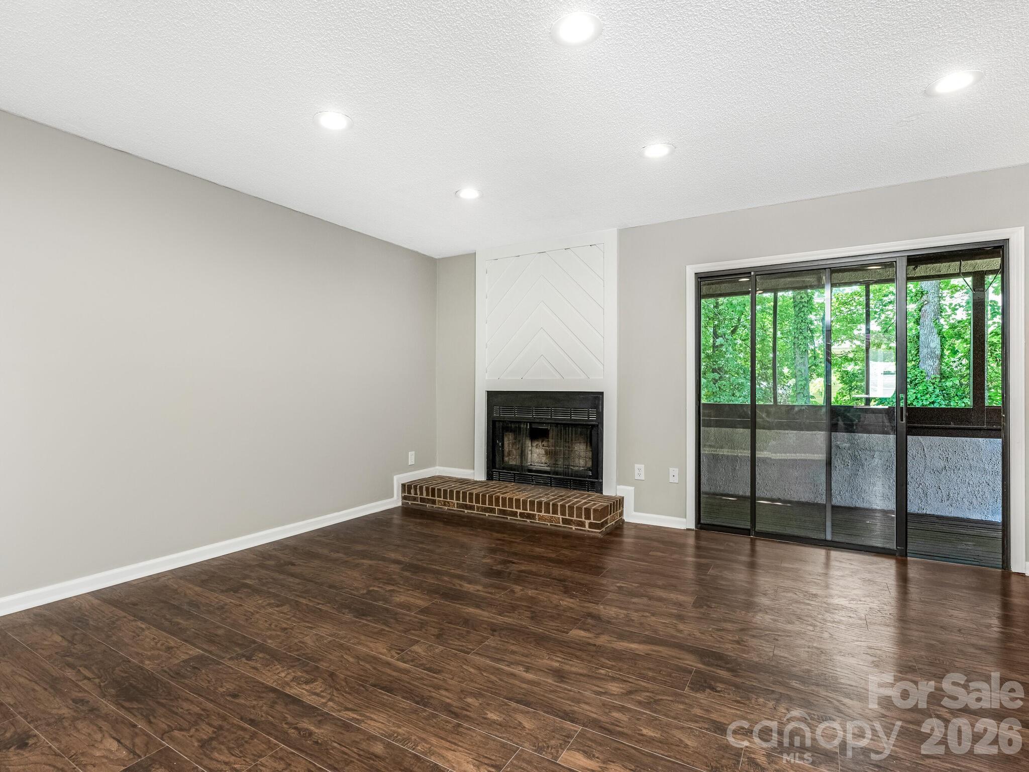7378 Winery Lane — Charlotte