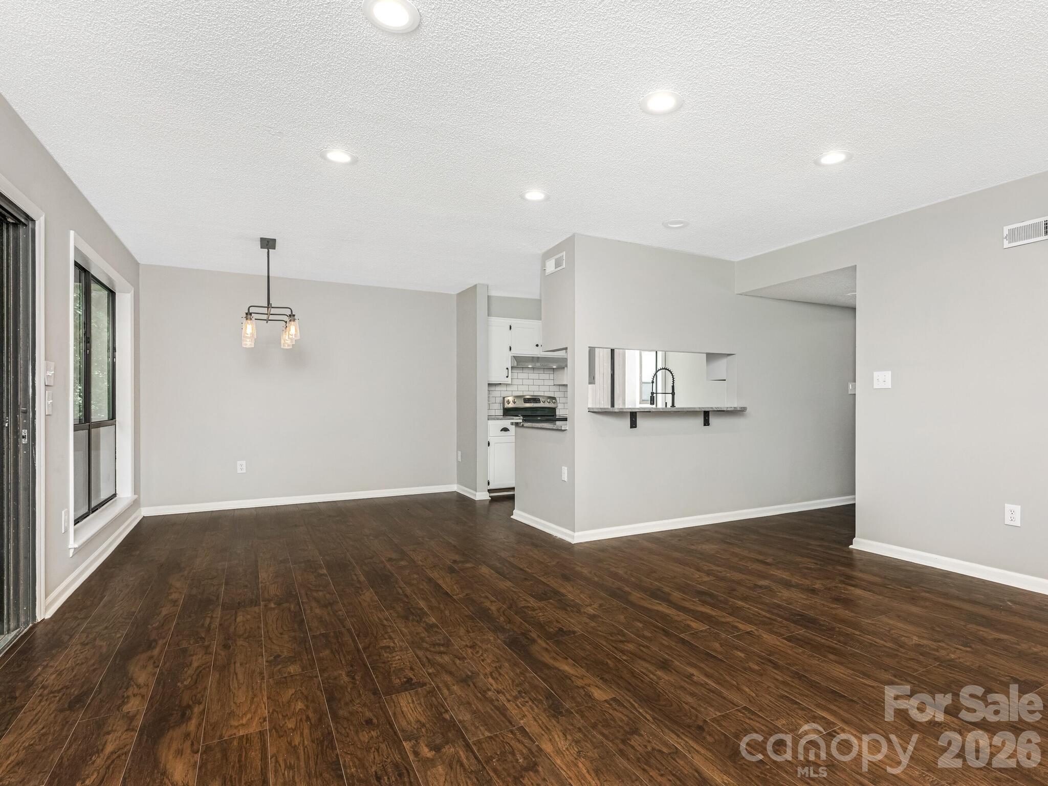 7378 Winery Lane — Charlotte