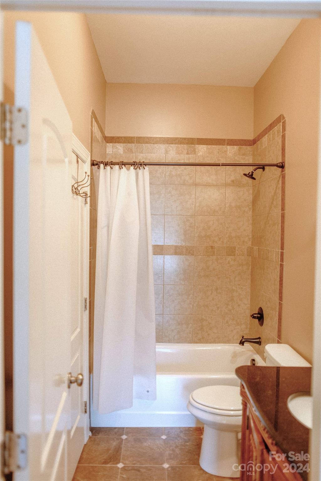 4642 King Crowder Drive — Gastonia